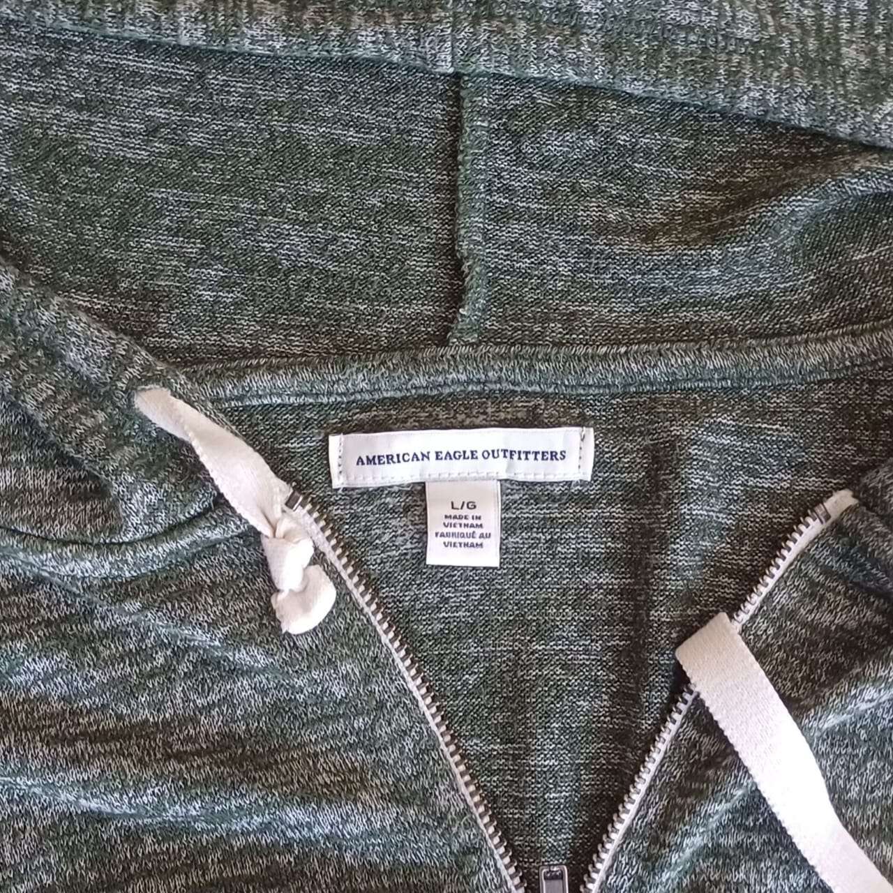 Polerón verde con capucha marca American Eagle - miniatura 2