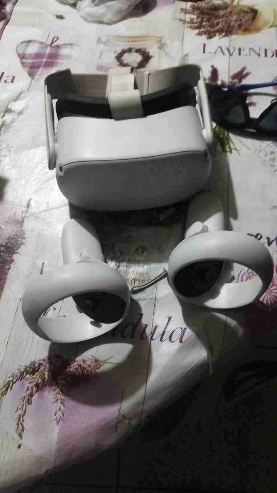 Gafas VR con controladores - miniatura 3