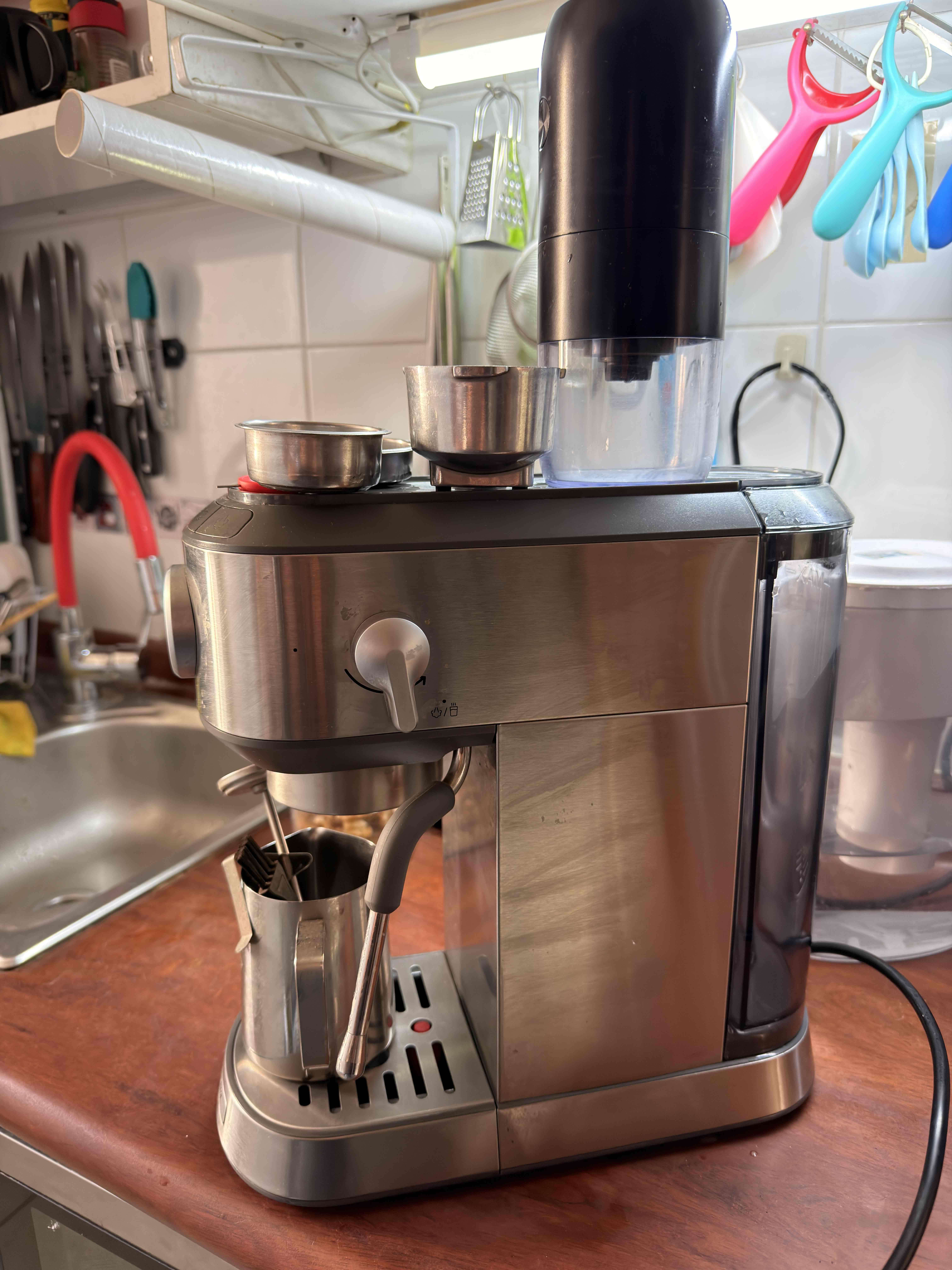 Cafetera Espresso Oster (Impecable) + Molinillo - miniatura 3