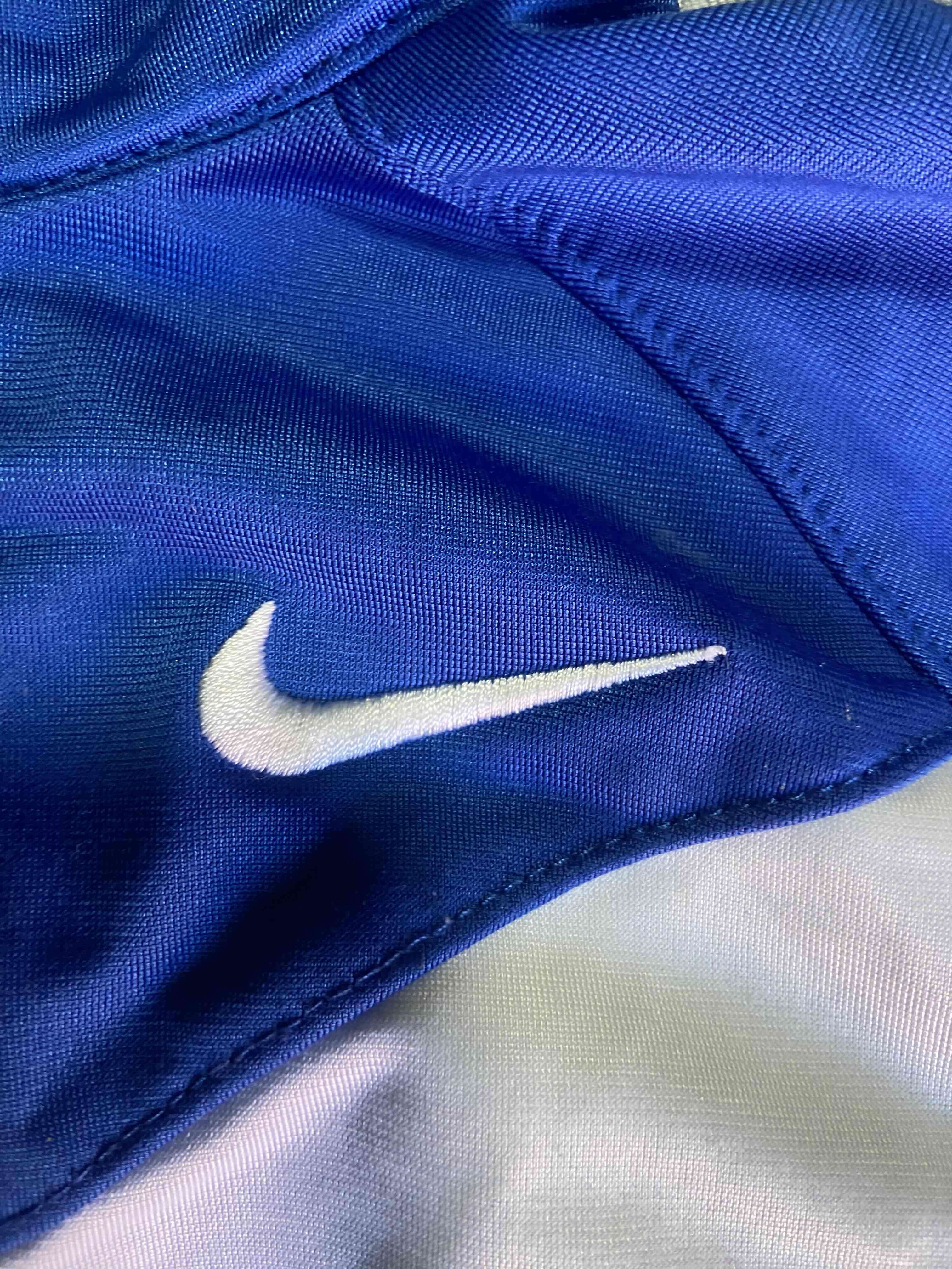 Poleron Nike - miniatura 4