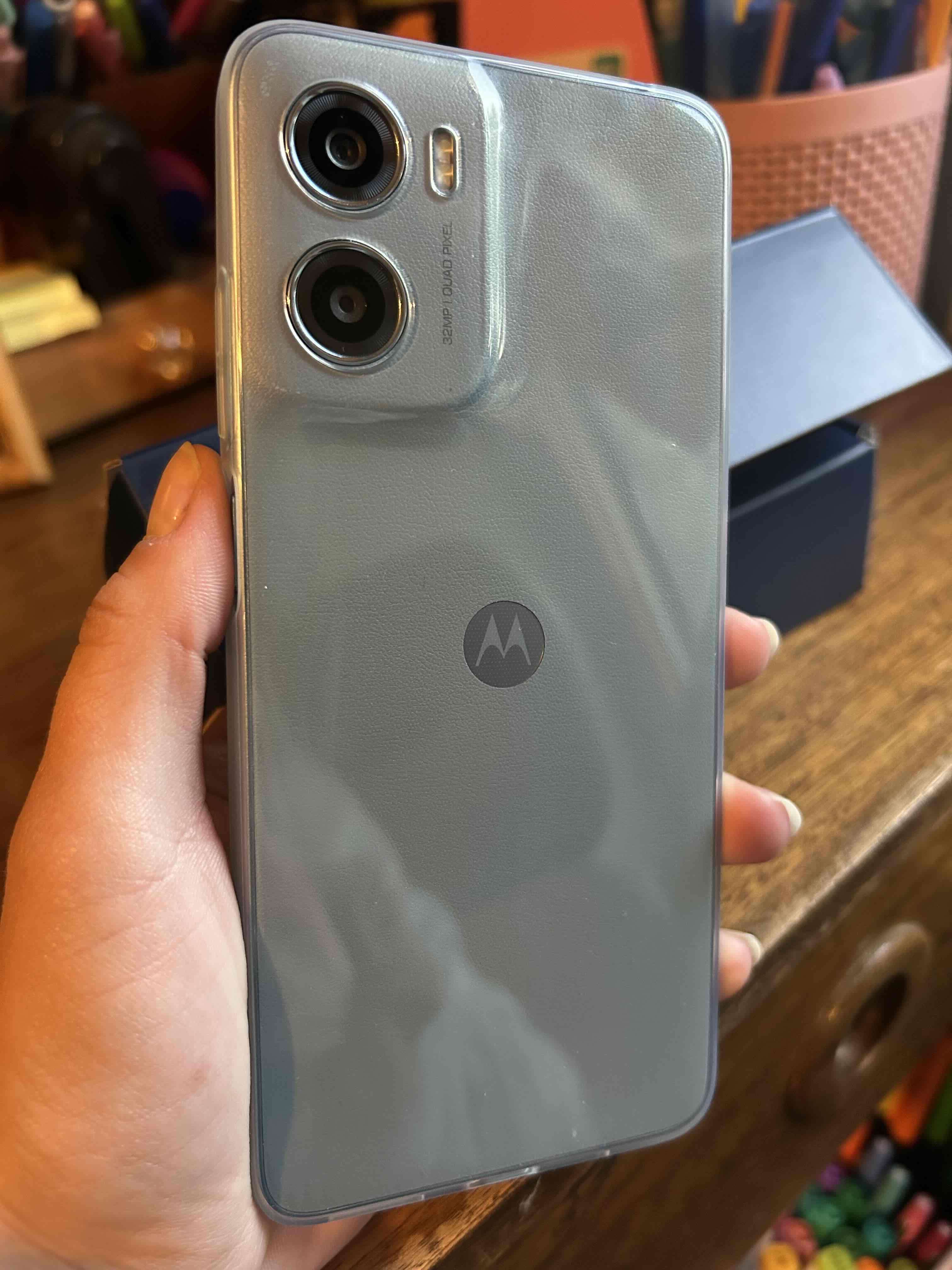 Smartphone Motorola Moto E15 - miniatura 3