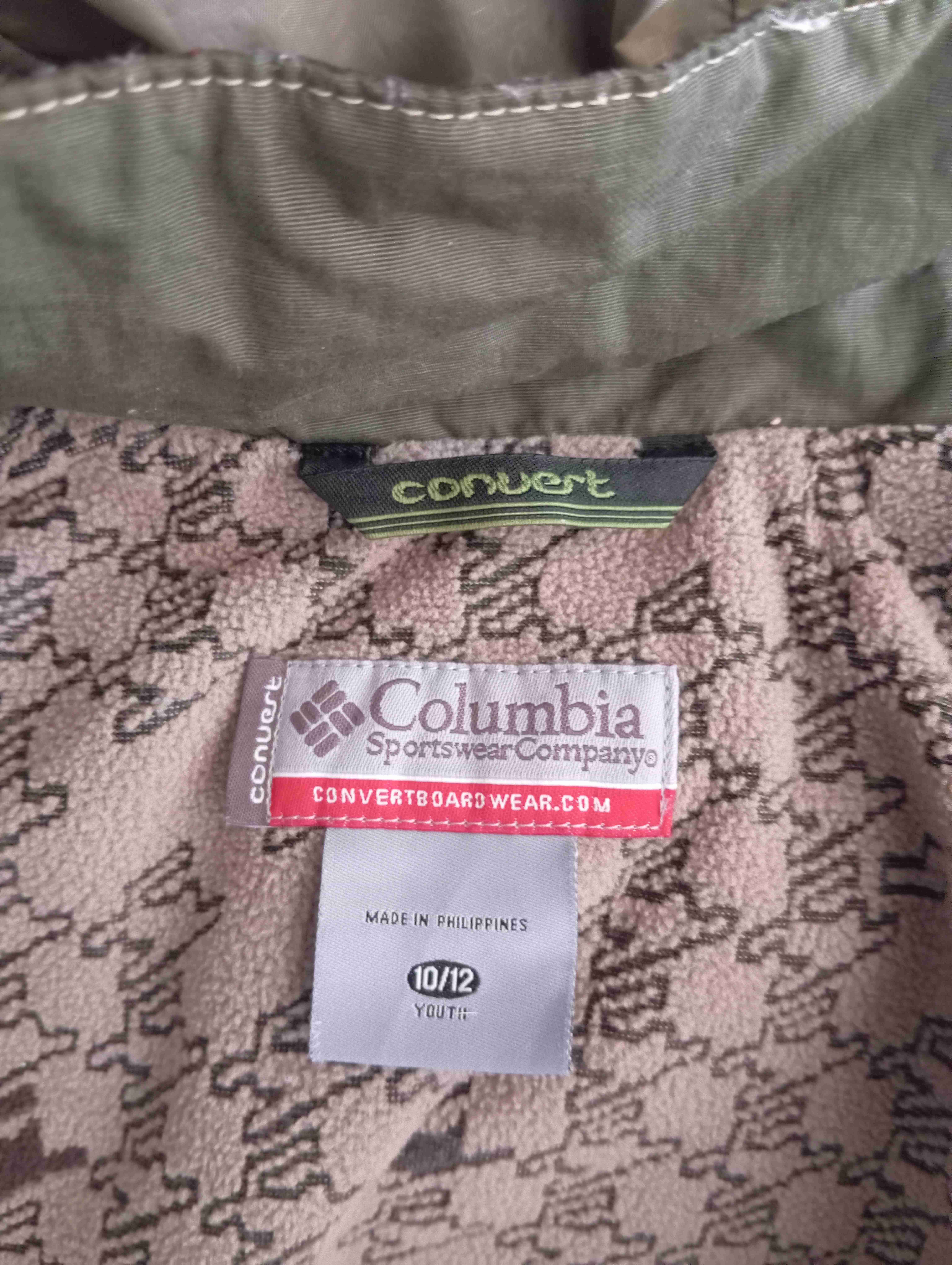 Chaqueta Columbia con capucha - miniatura 3