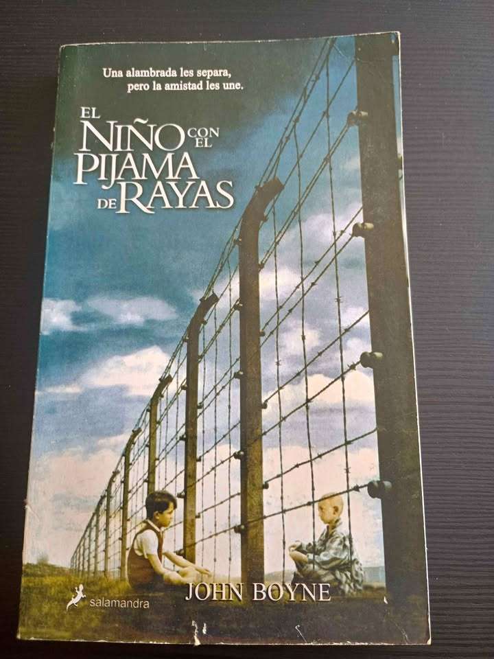 Libro 'El niño con el pijama de rayas' John Boyne - miniatura 1