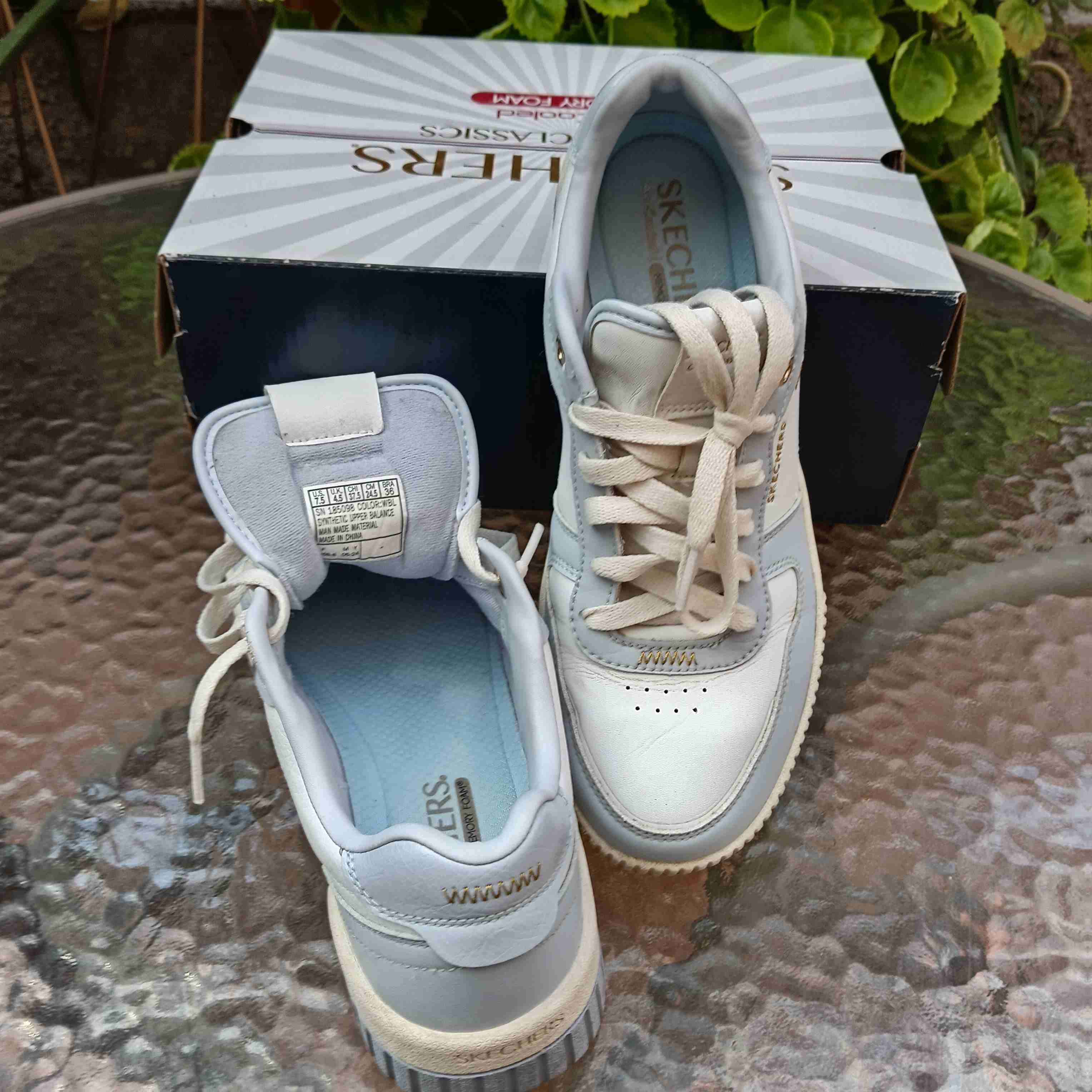 TALLA 38 Skechers Blanco + Celeste 🧚 - miniatura 3