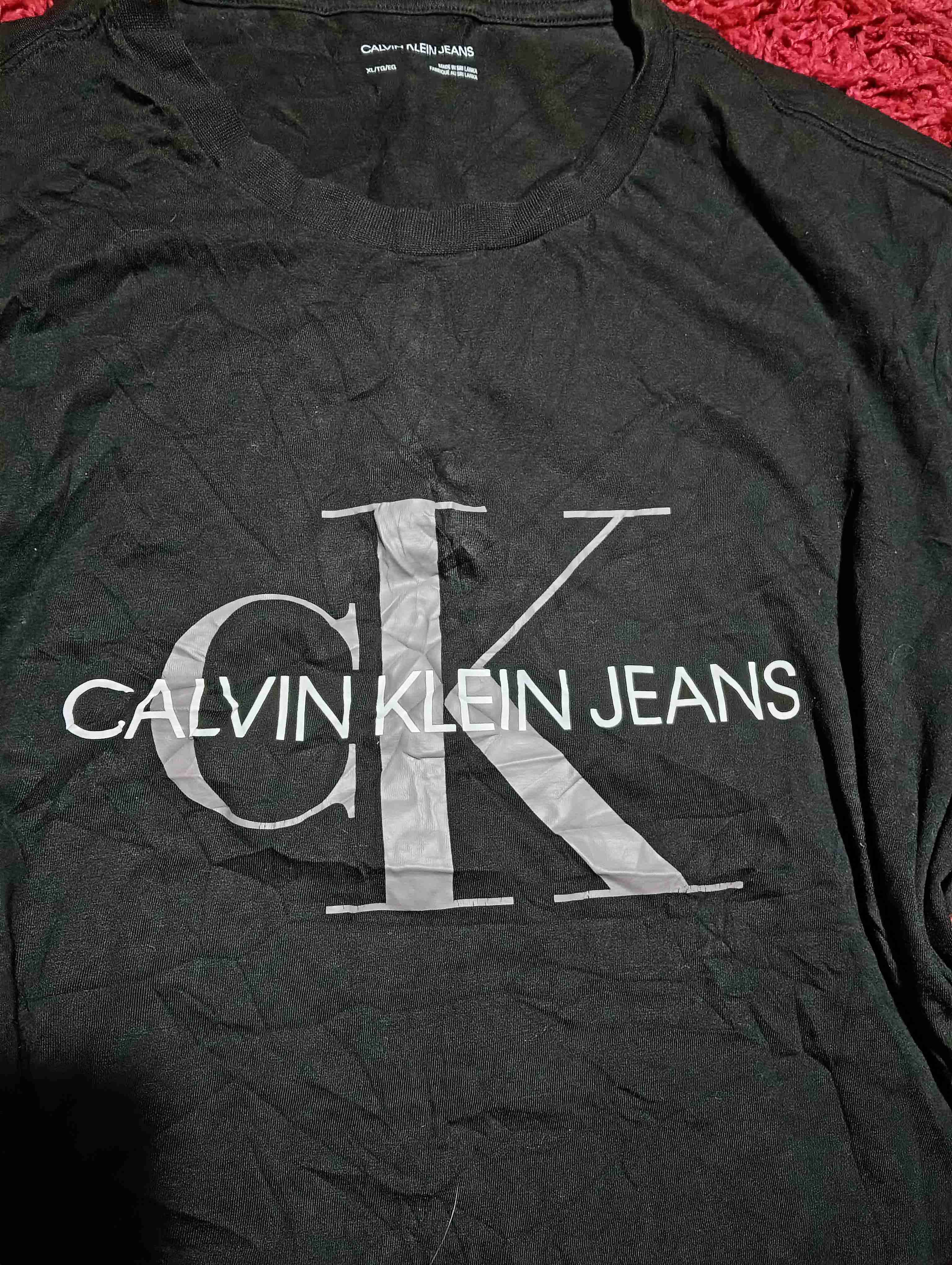 Polera Calvin Klein negra - miniatura 3