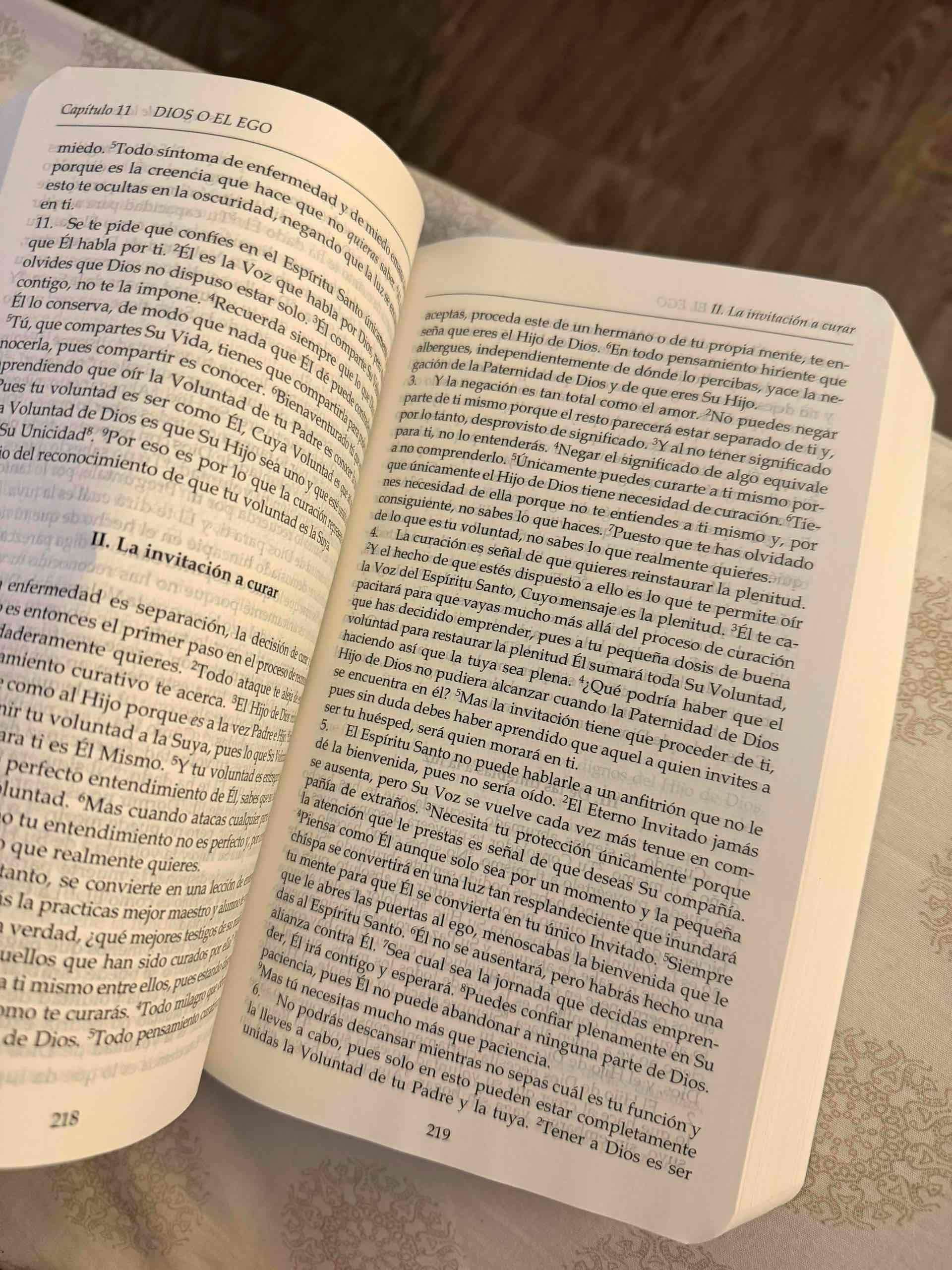 Un Curso de Milagros en español - miniatura 4