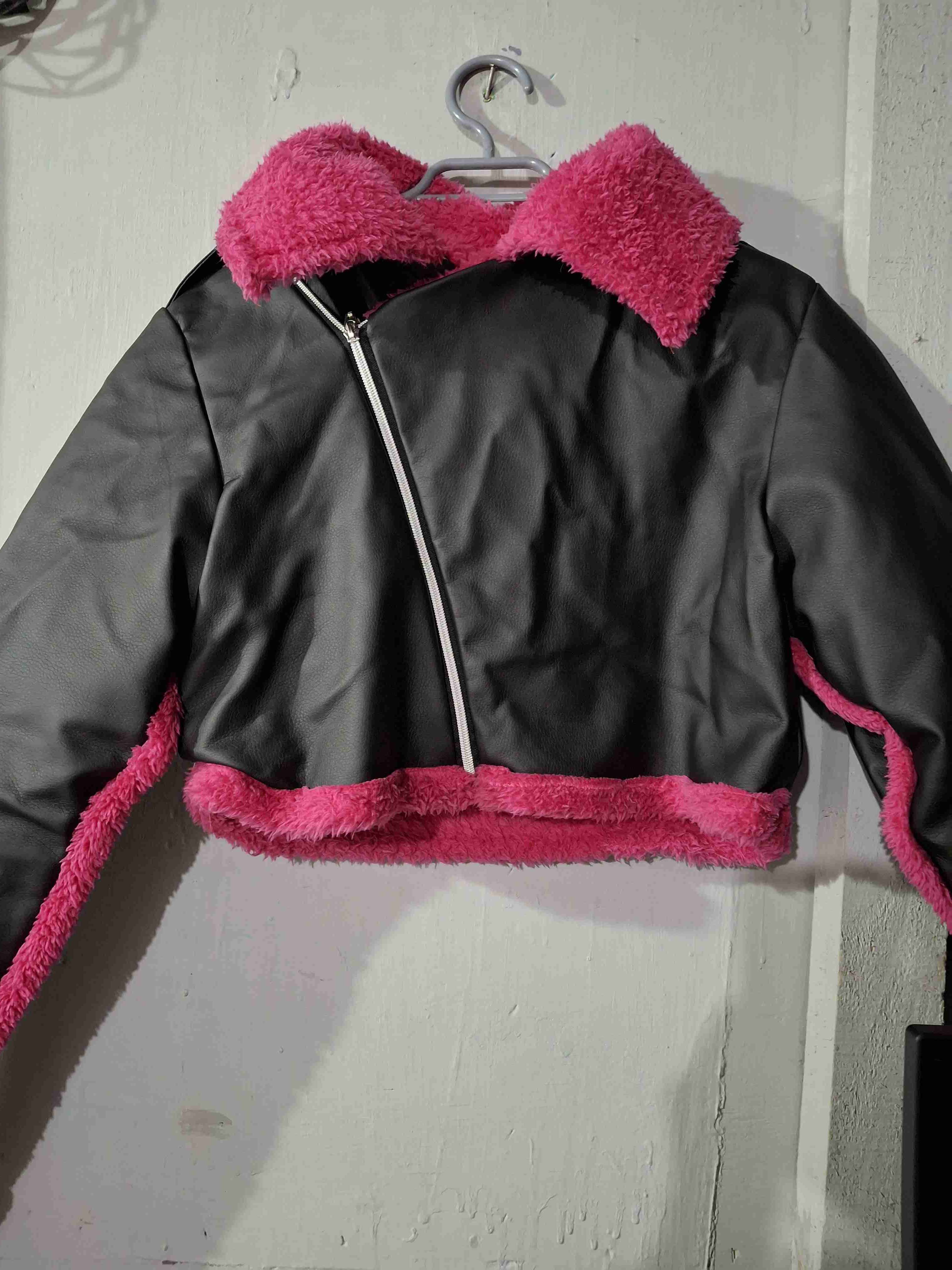 Chaqueta corta negra y fucsia - miniatura 2