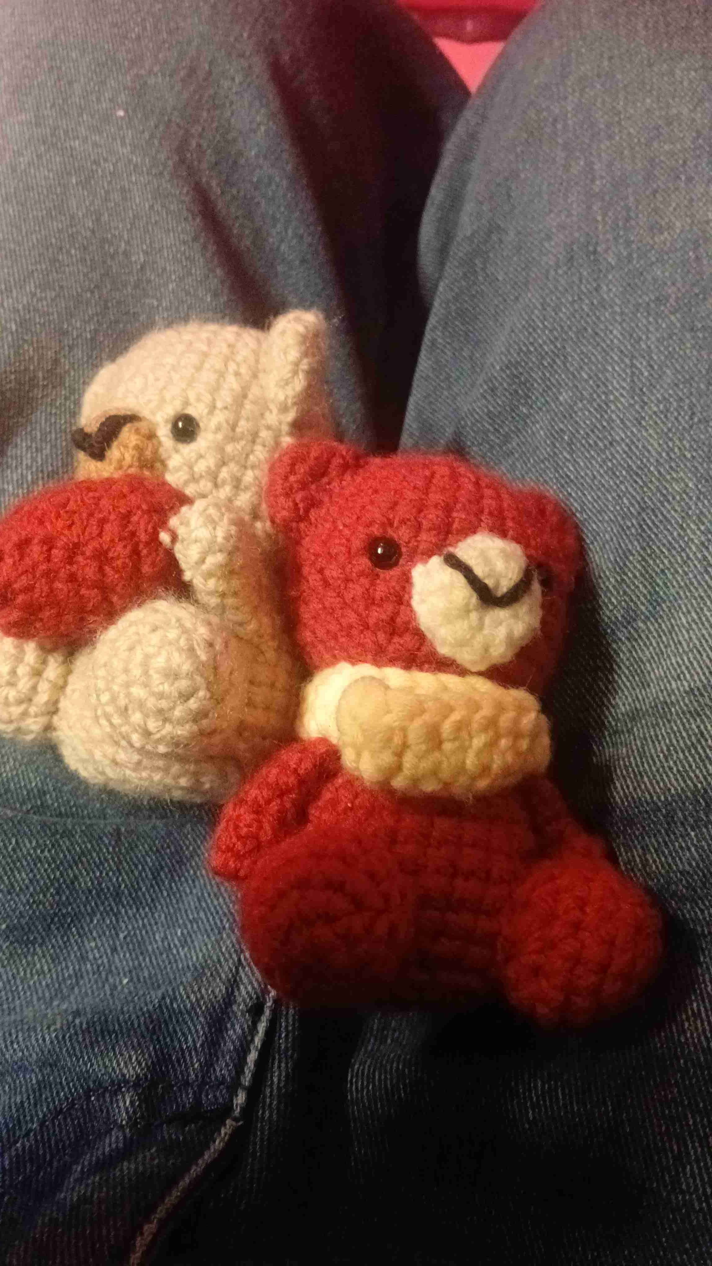 Ositos de peluche tejidos a mano - miniatura 1