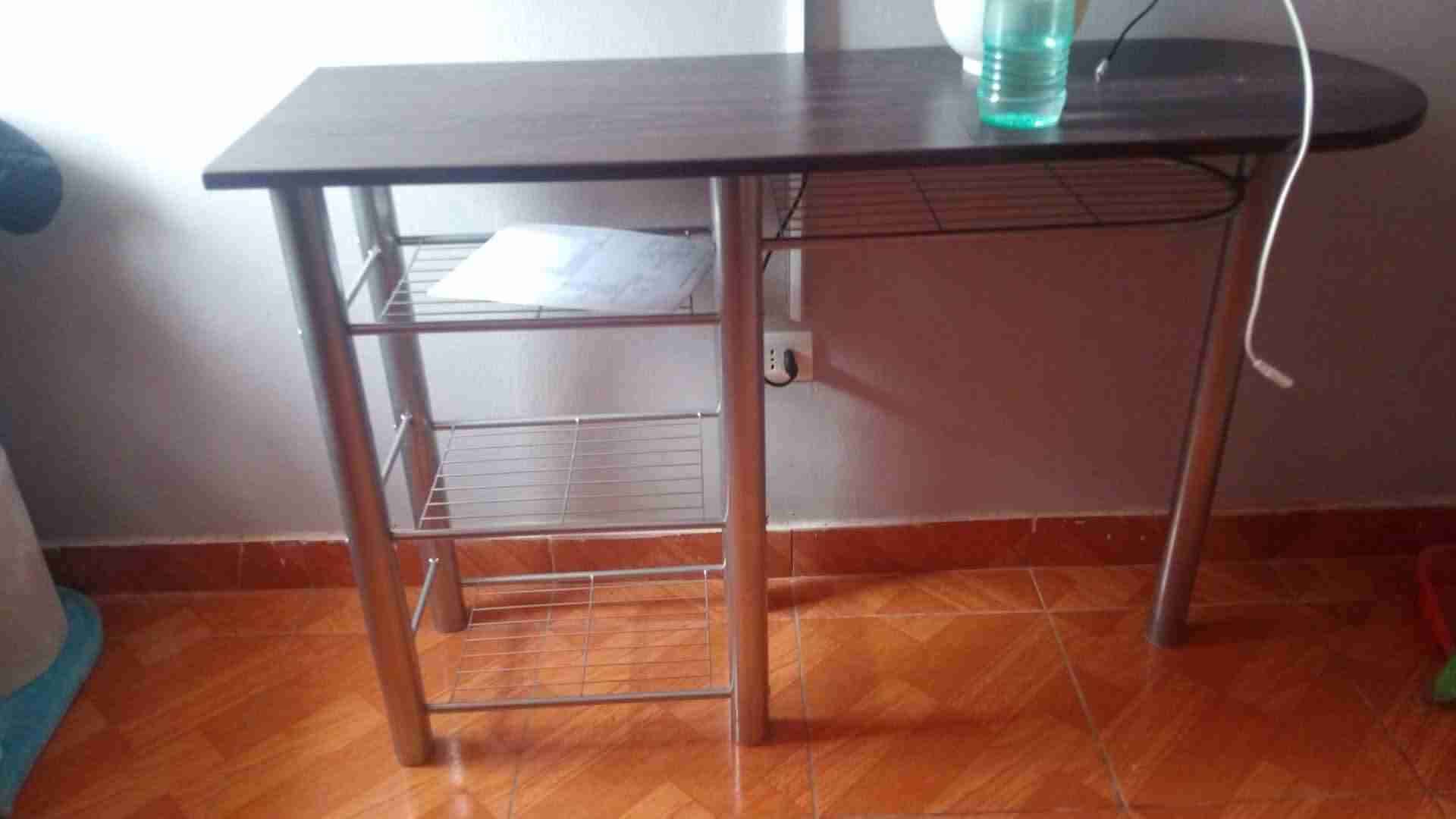 Mesa auxiliar - miniatura 3