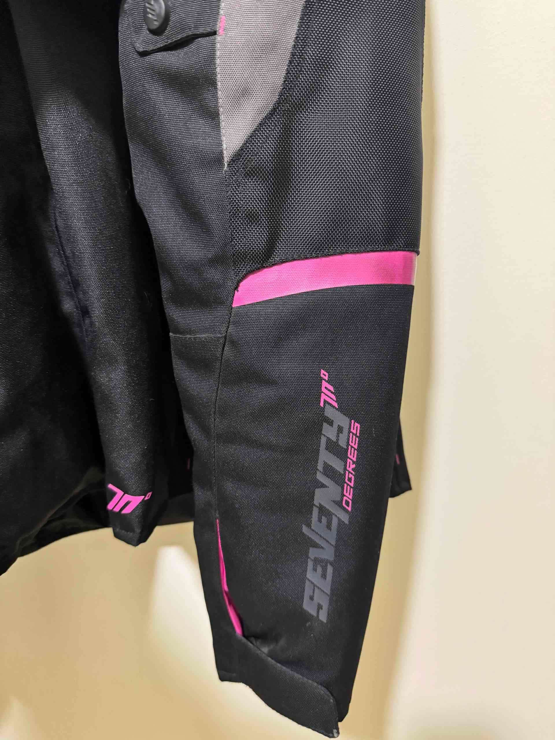 Chaqueta de moto negra con detalles rosados - miniatura 3