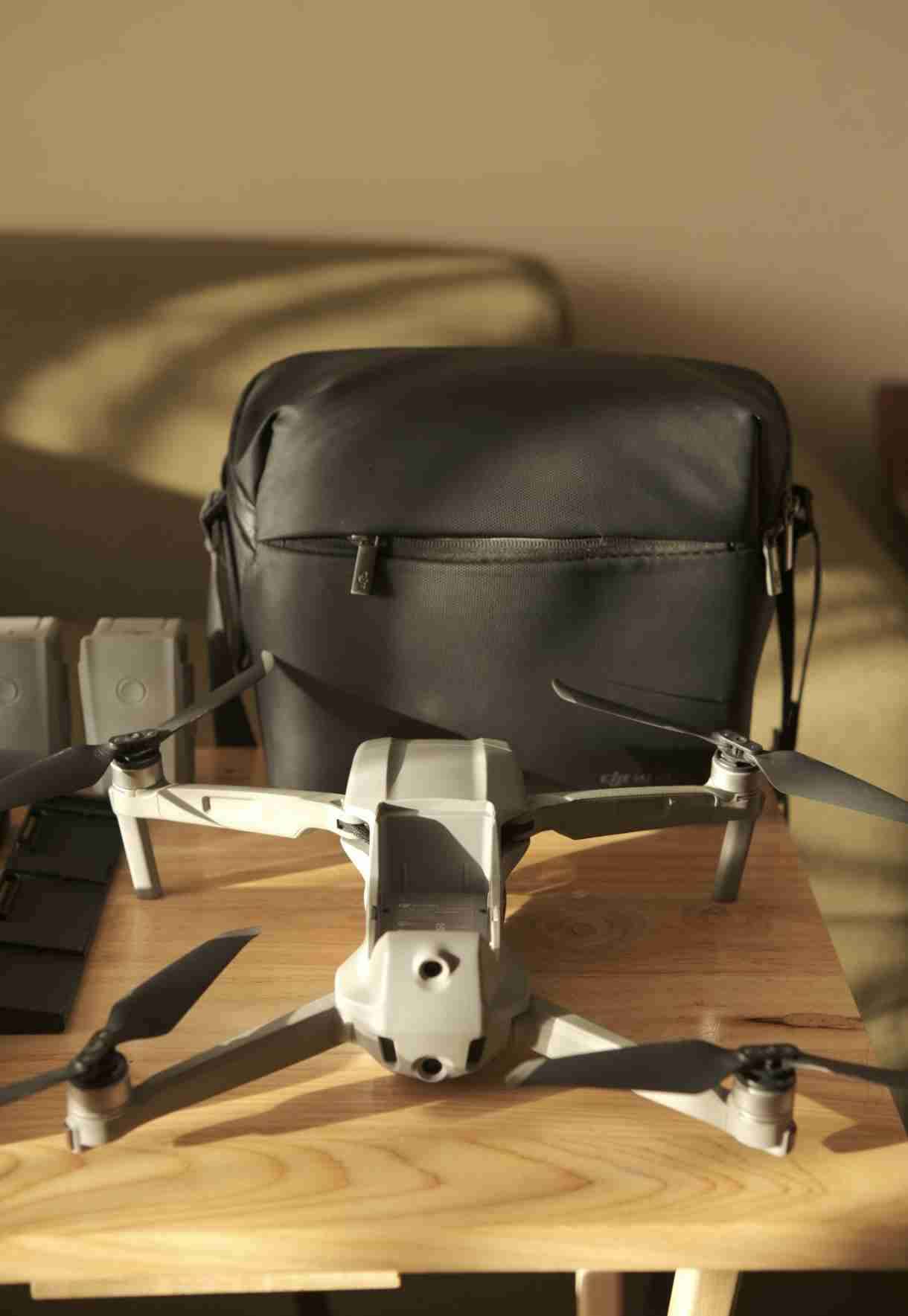 Dronedji air 2s con accesorios y baterías - miniatura 2