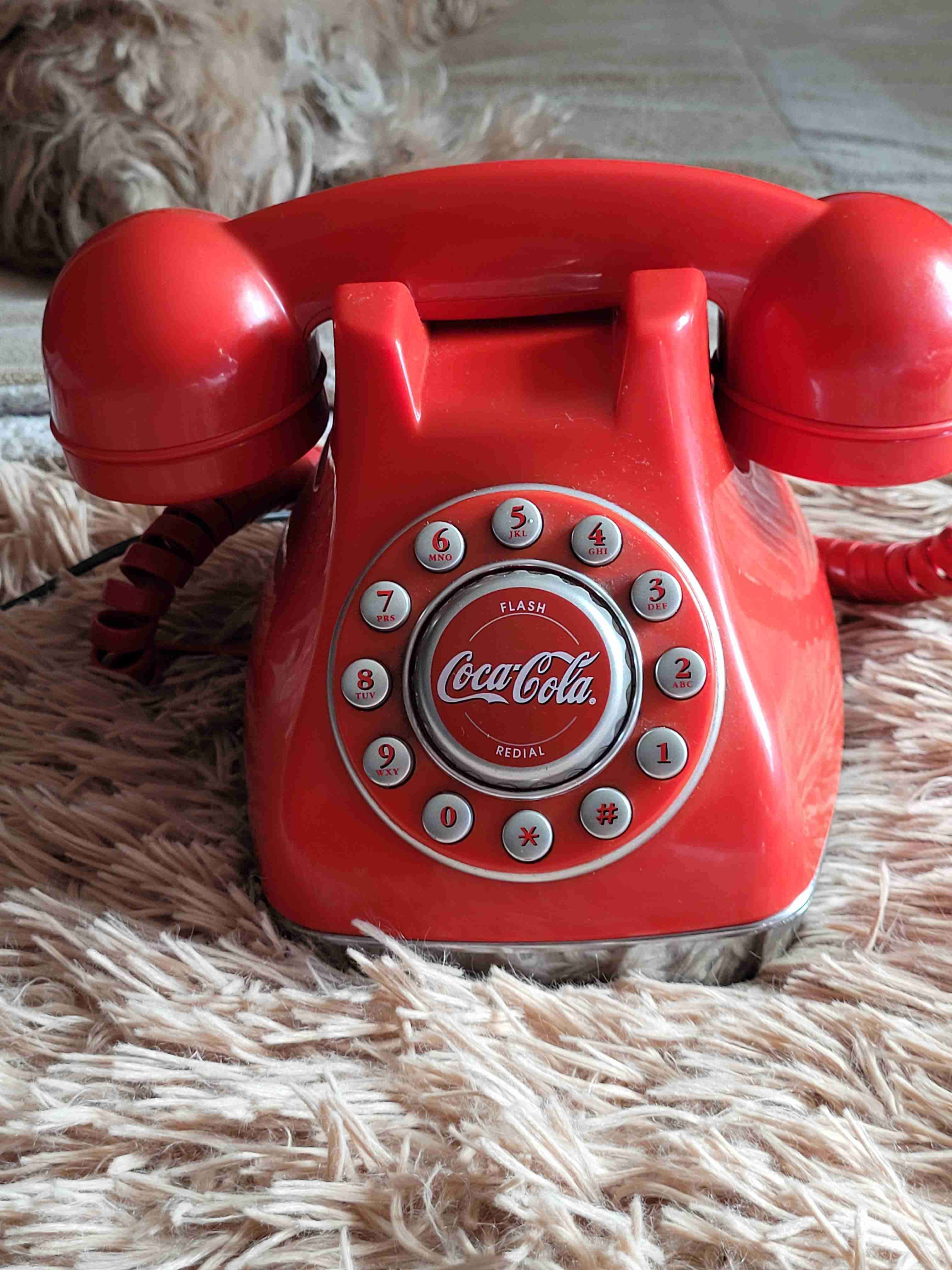 Teléfono retro Coca-Cola rojo - miniatura 2