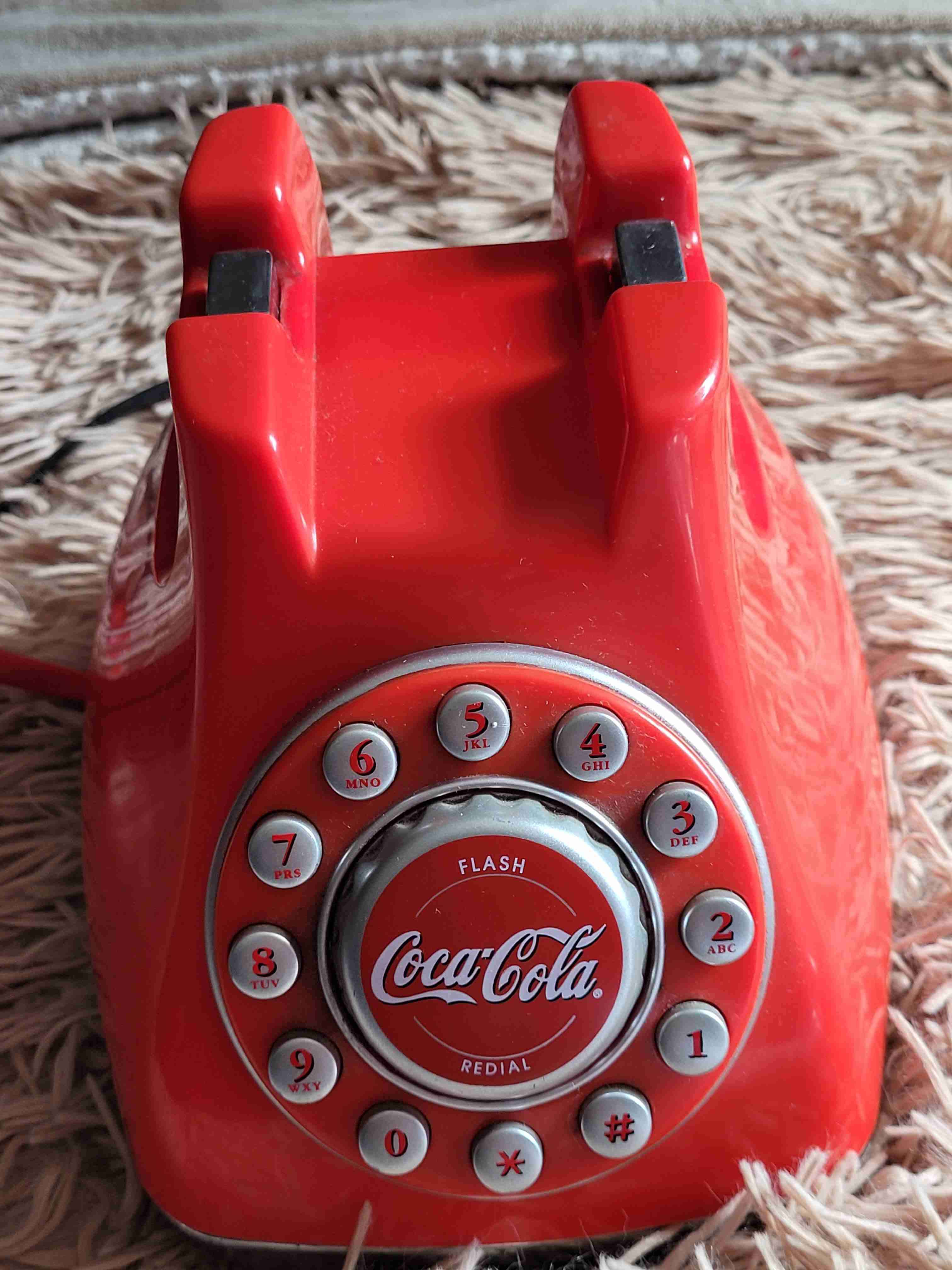 Teléfono retro Coca-Cola rojo - miniatura 3
