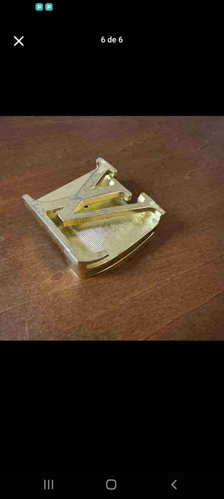 Louis Vuitton Hebilla de Cinturón Dorado Unisex - miniatura 6