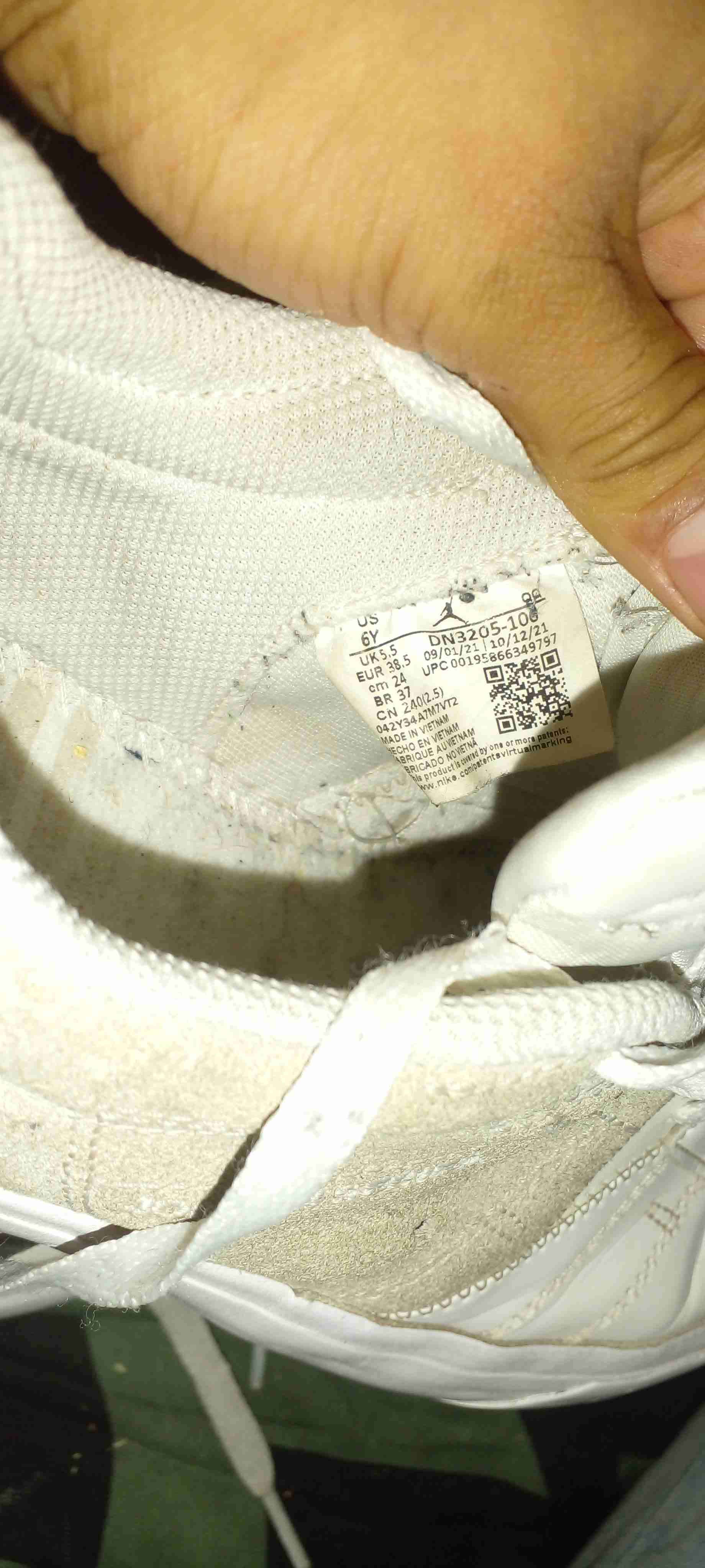 Zapatillas blancas Jordan Series - miniatura 3