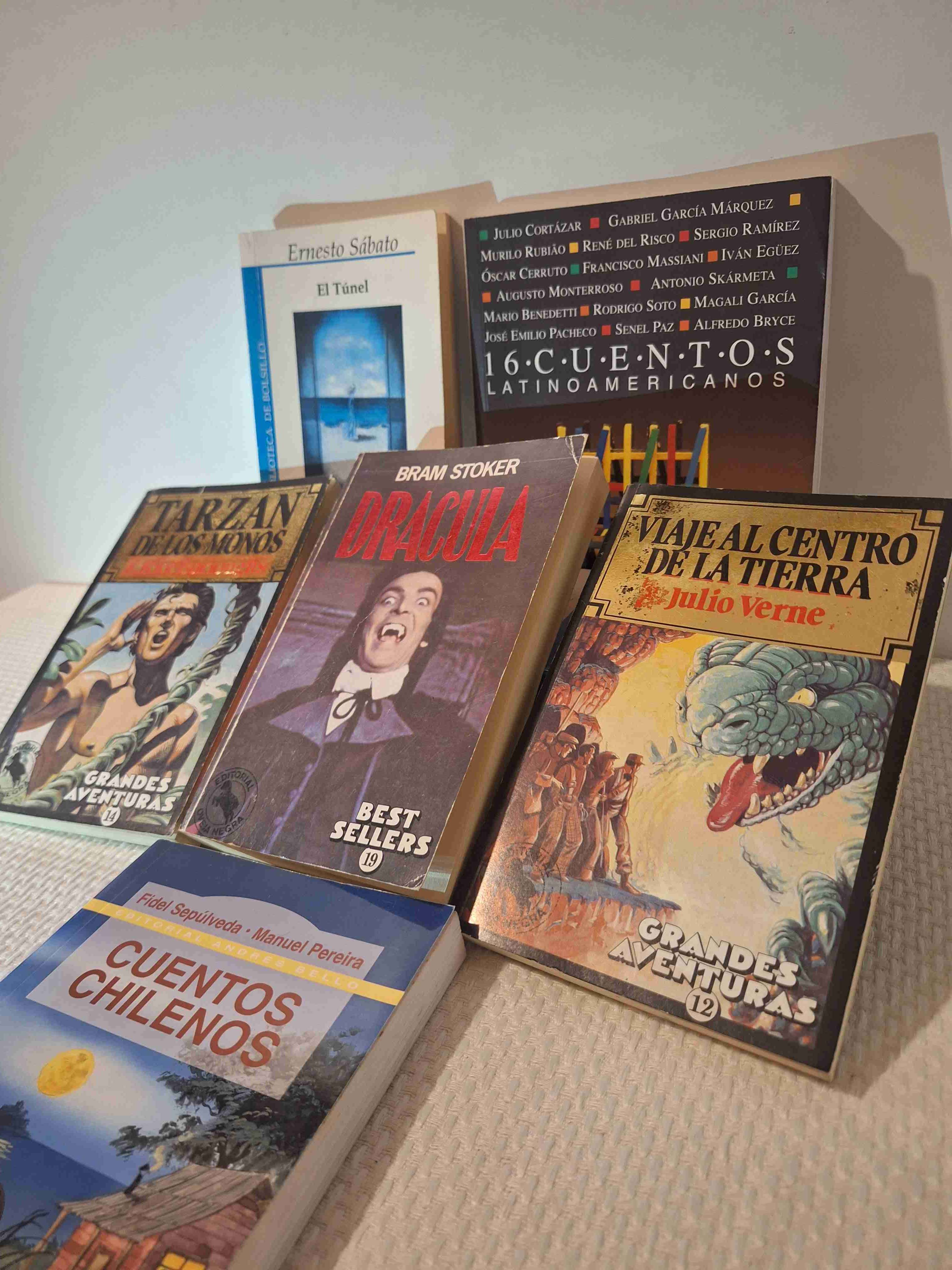 Set de libros literarios Drácula Verne Sábato - miniatura 3