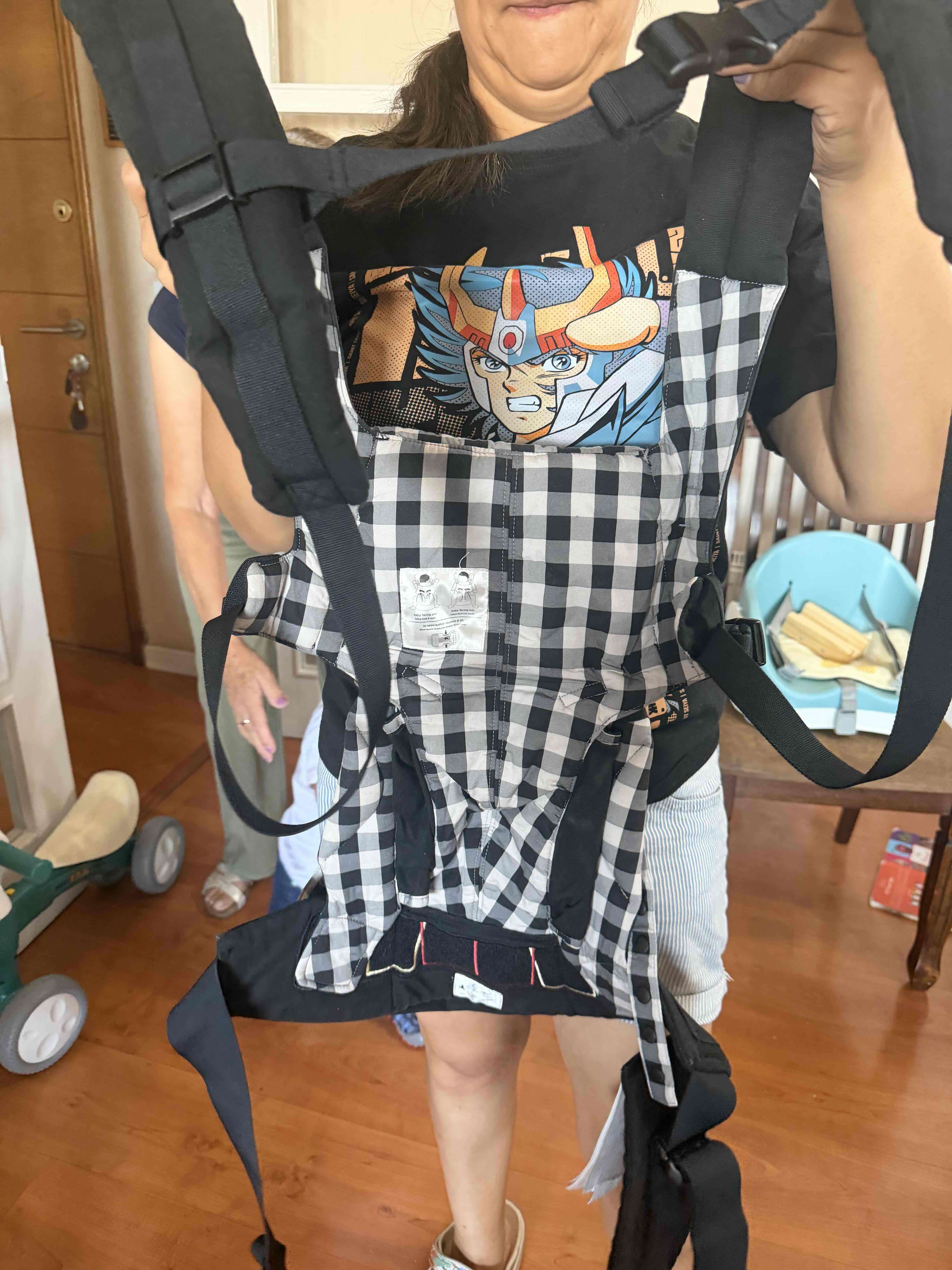 Portabebés ergonómico negro ergobaby - miniatura 3