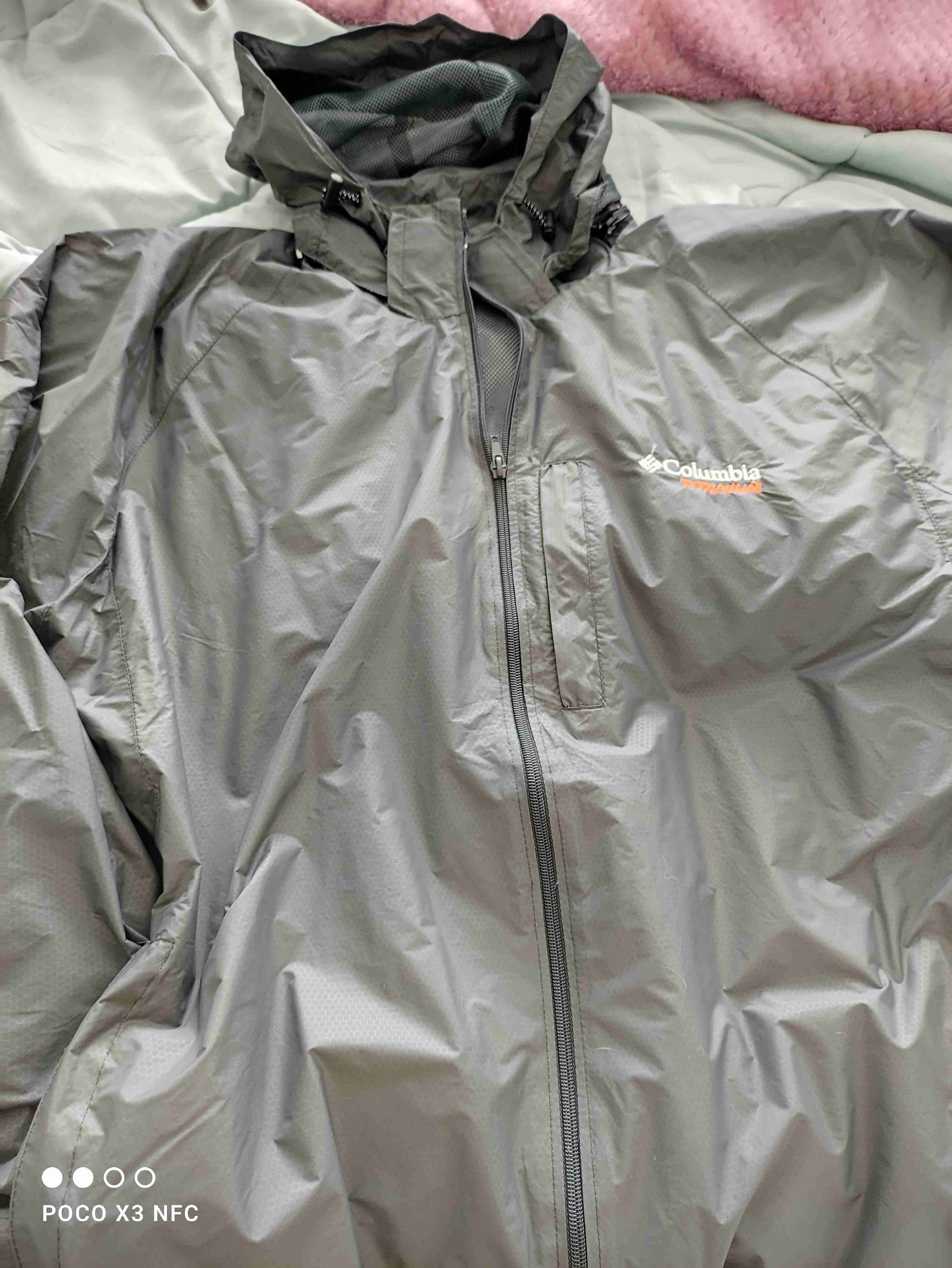 Chaqueta impermeable Columbia gris