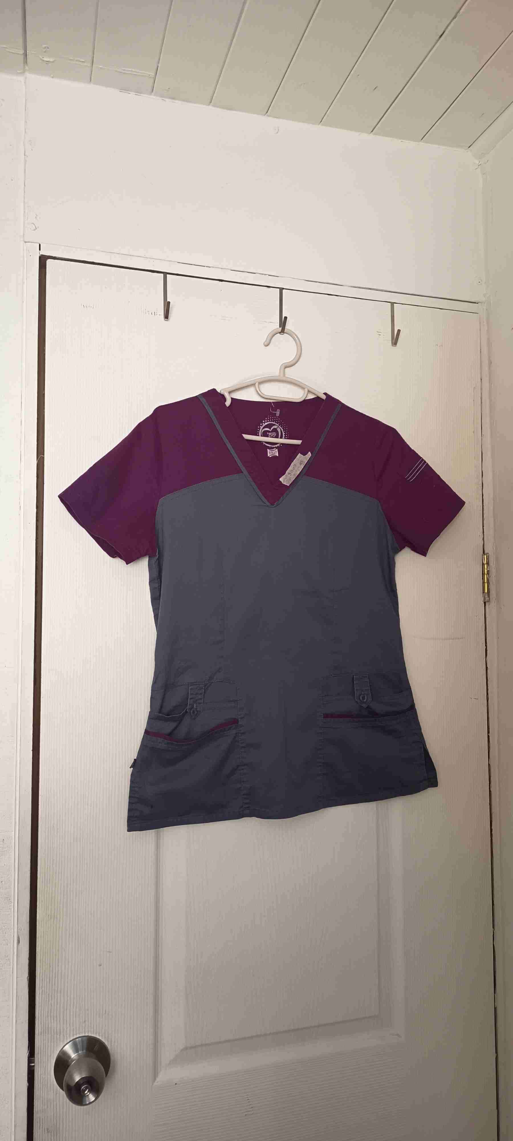 Polera médica bicolor - miniatura 1