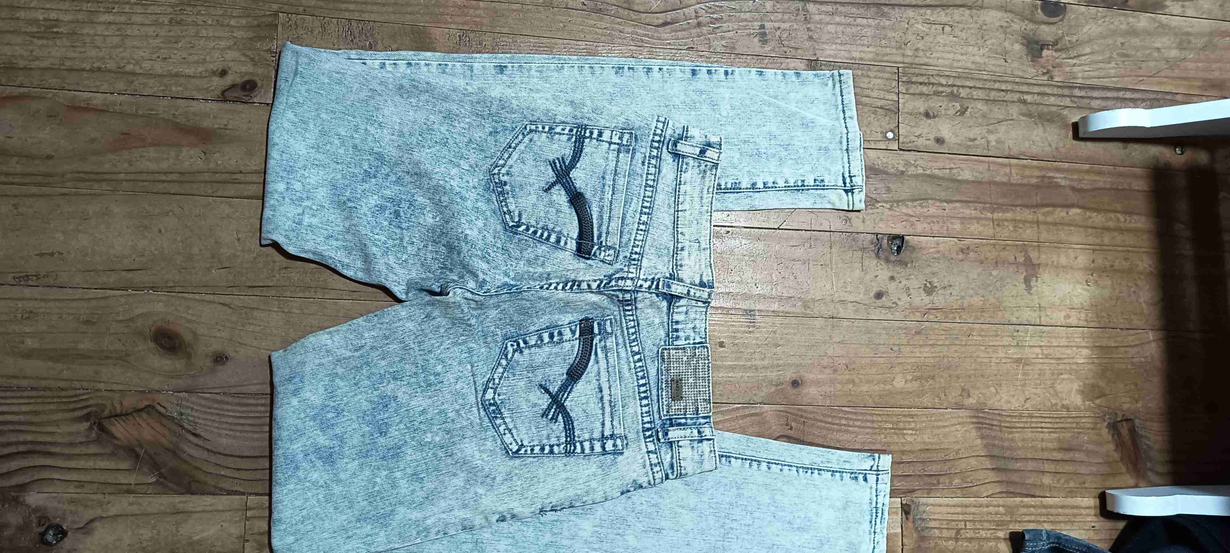 Jeans celestes lavado claro - miniatura 3