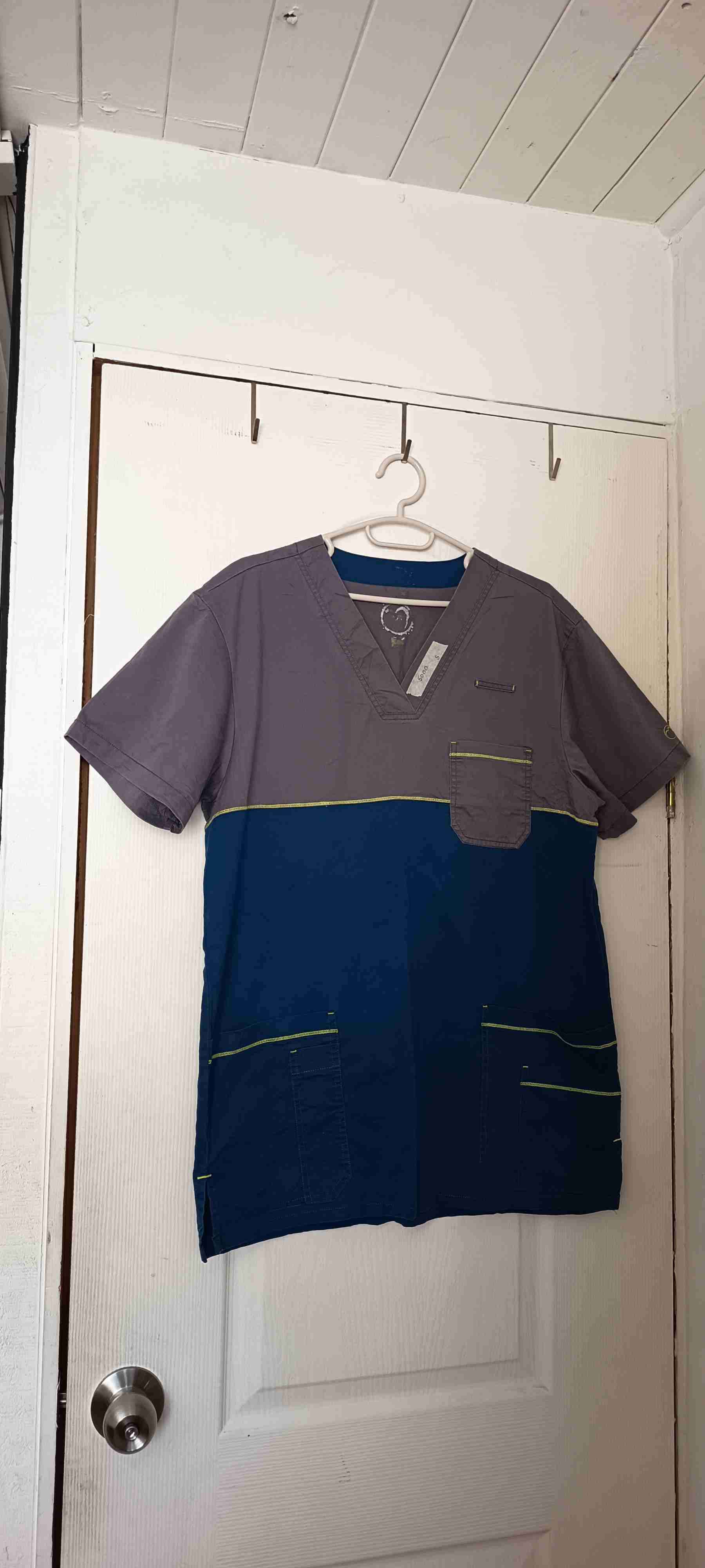 Poleras médica talla S - miniatura 3