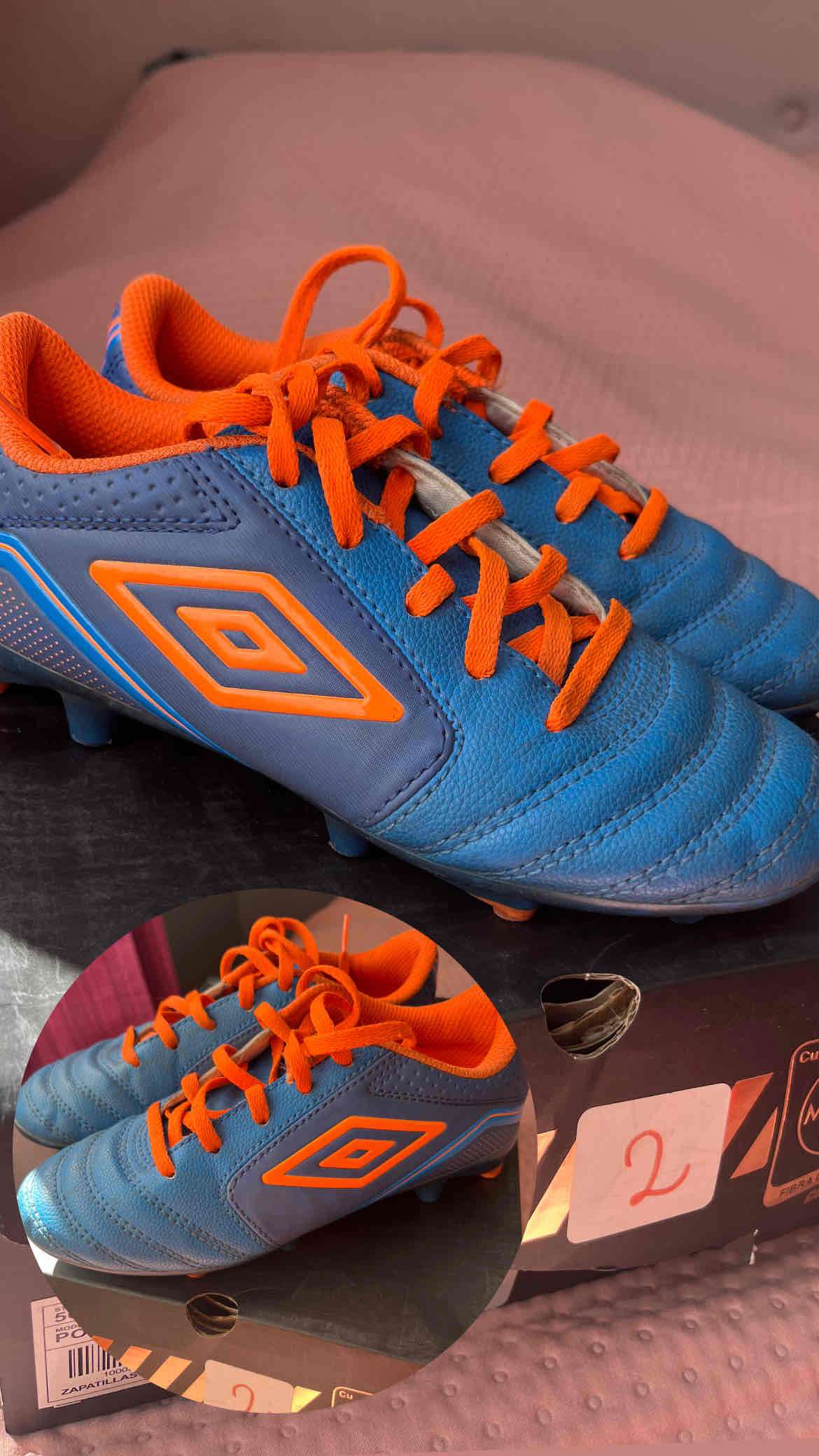 Zapatillas de fútbol Umbro azul - miniatura 3