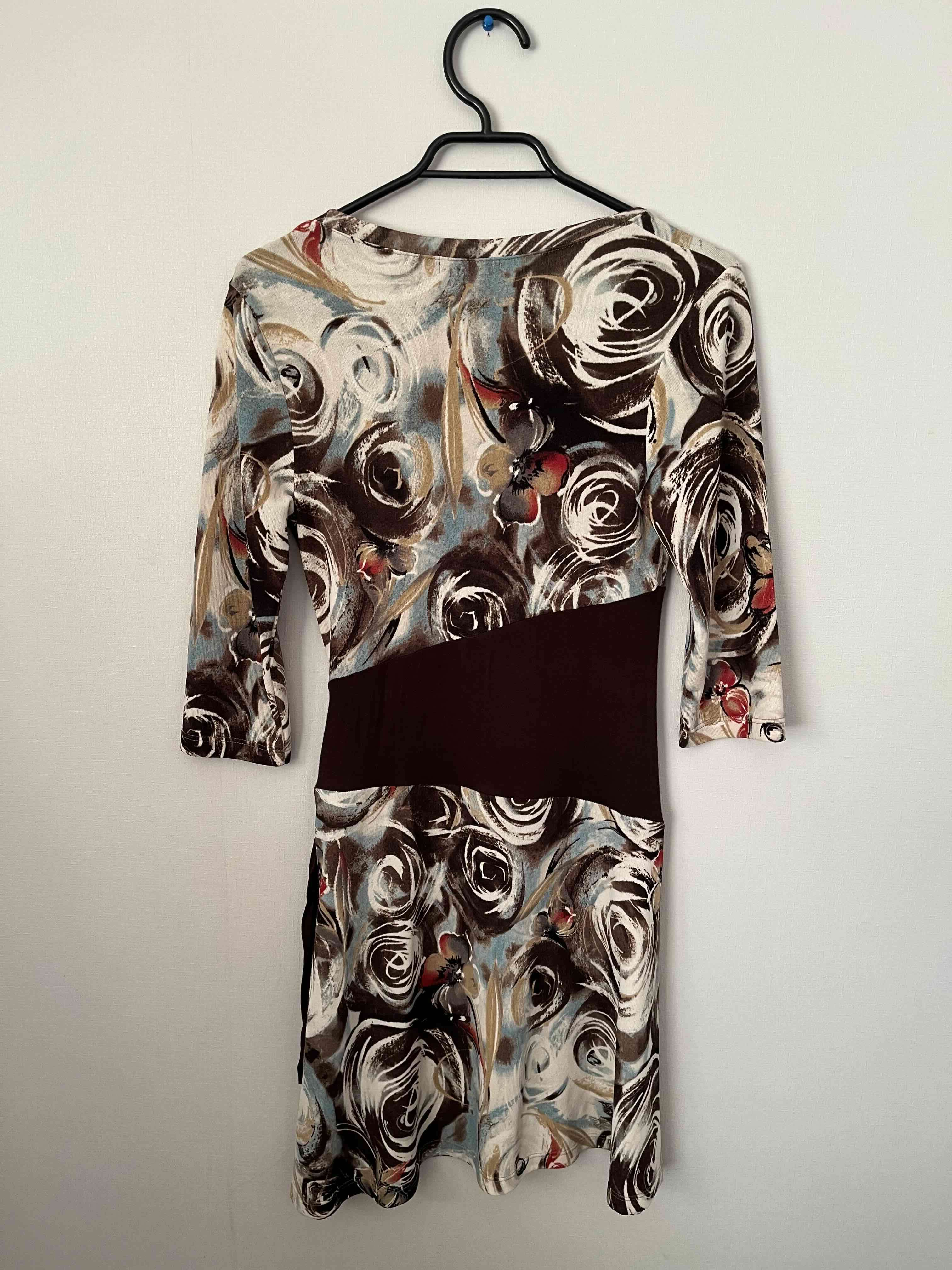 Vestido estampado de flores - miniatura 5