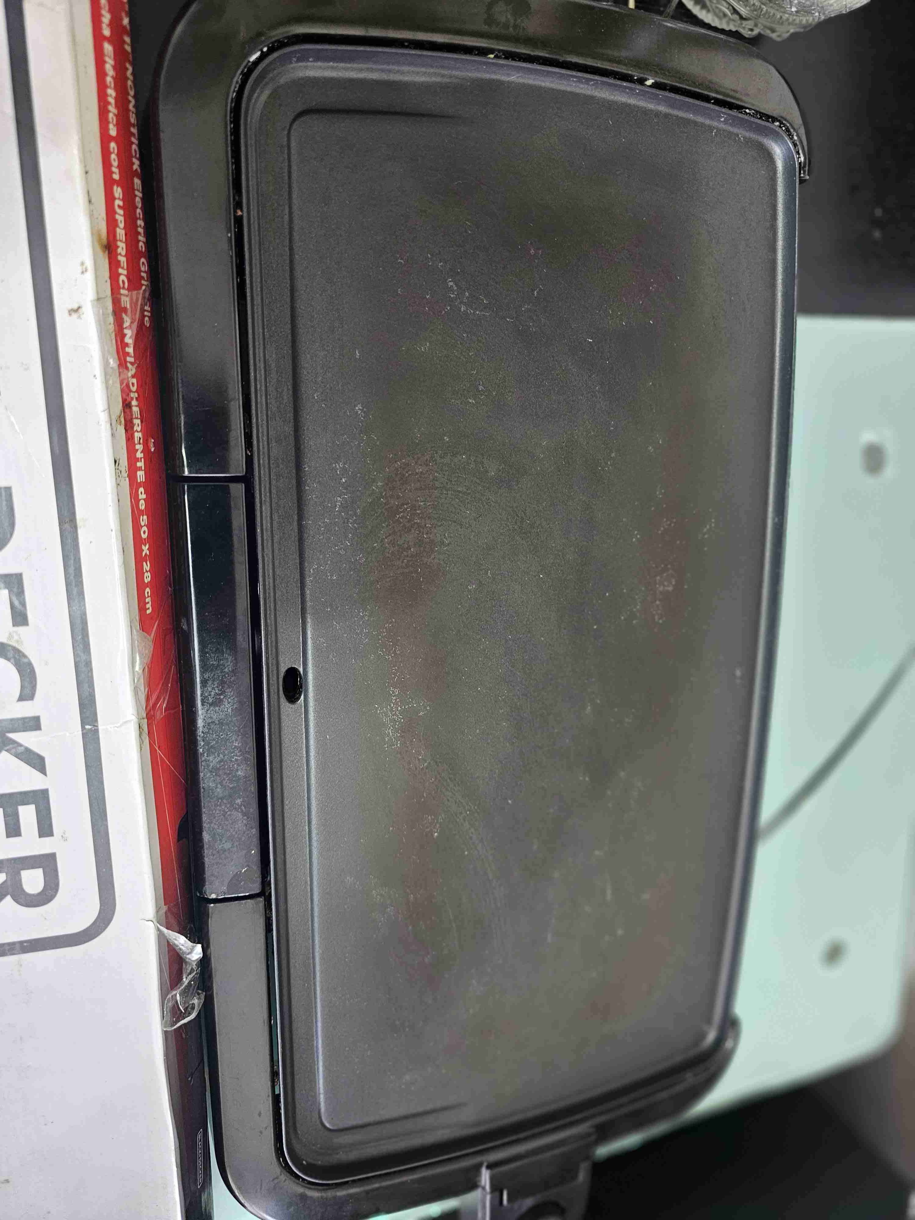 Parrilla eléctrica Black+Decker antiadherente - miniatura 3