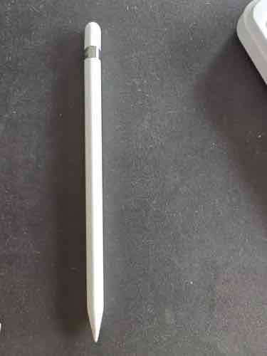 iPad 10  64gb con carcasa y Apple Pencil - miniatura 5