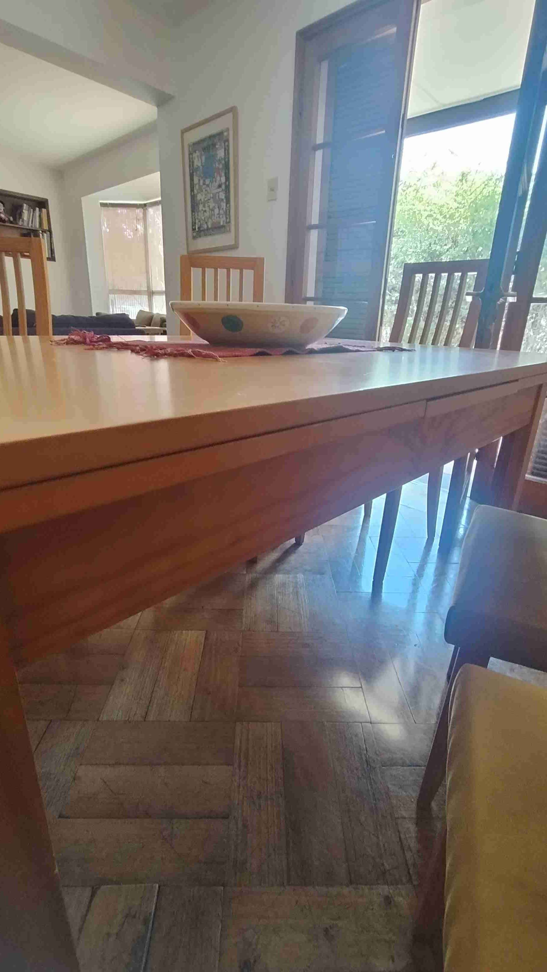 Mesa comedor de madera con 6 sillas - miniatura 5