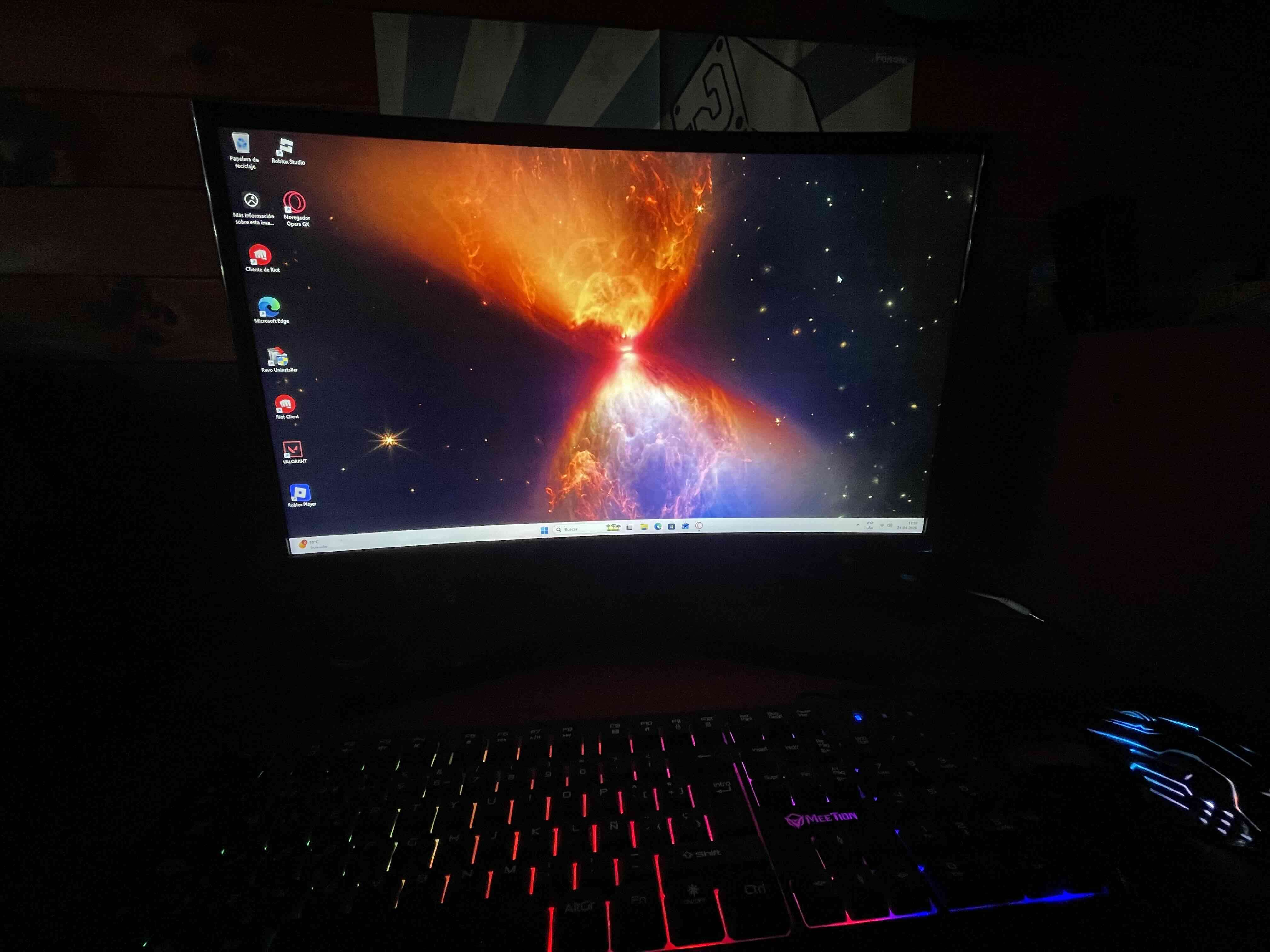 Pc gamer+monitor - miniatura 1