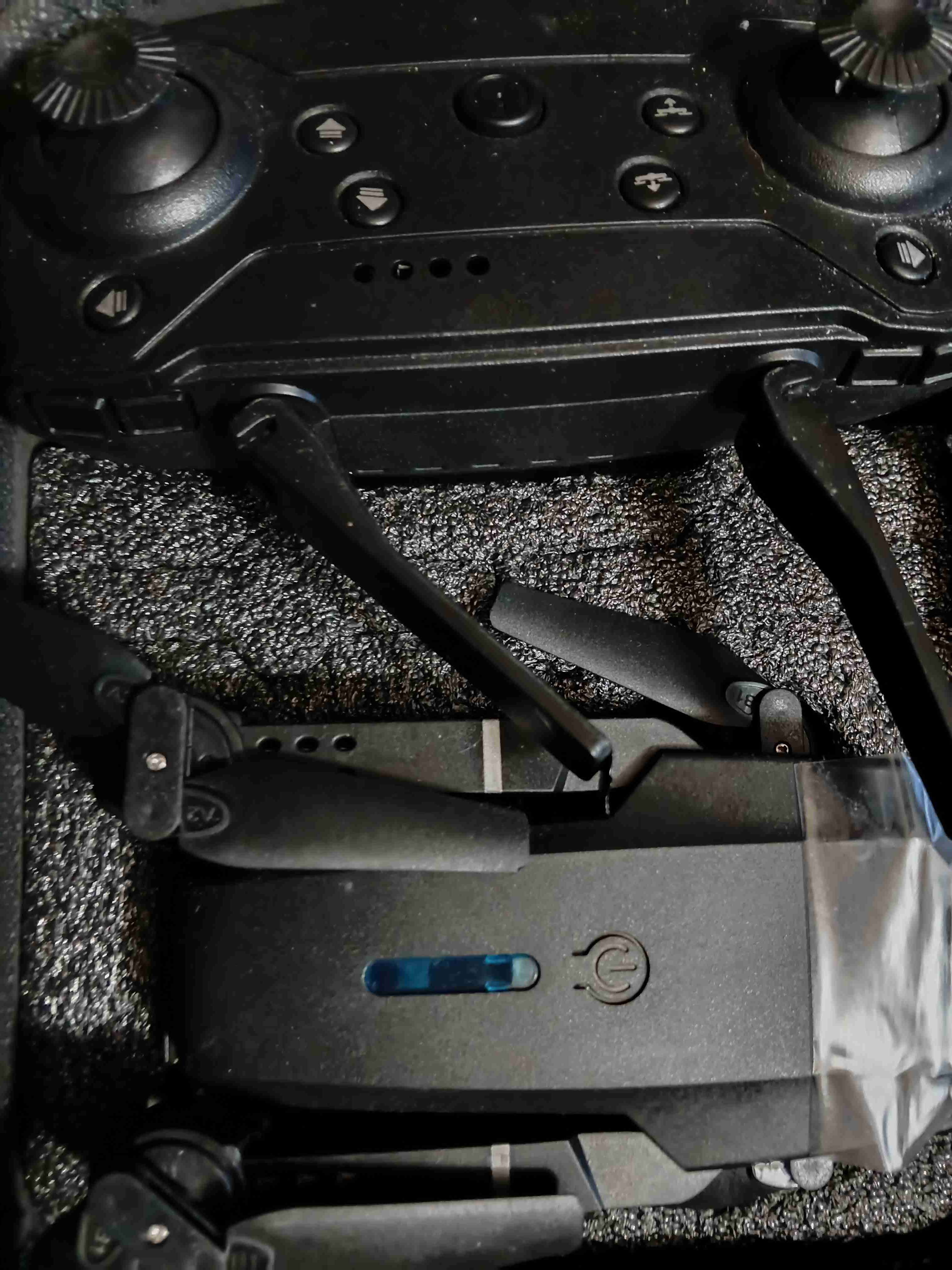 Drone con control remoto - miniatura 1