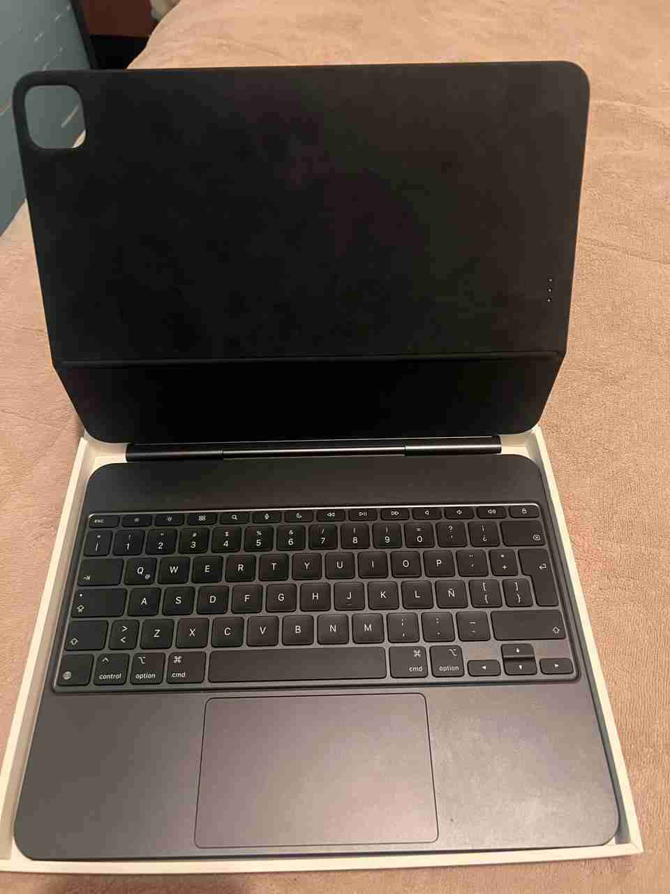 Apple Magic Keyboard iPad Pro 13” - miniatura 1