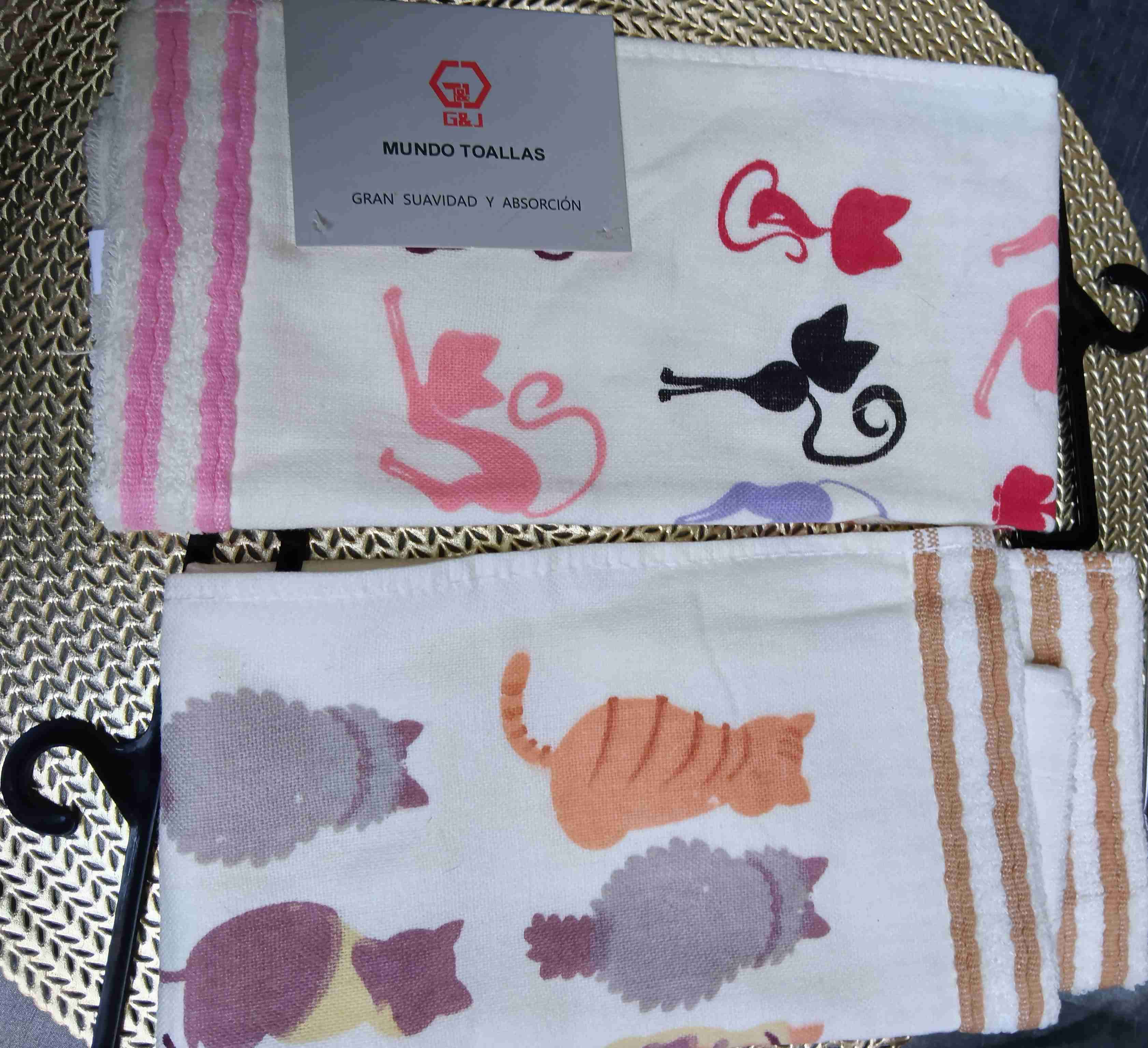 Toallas con estampado de gatos - miniatura 1