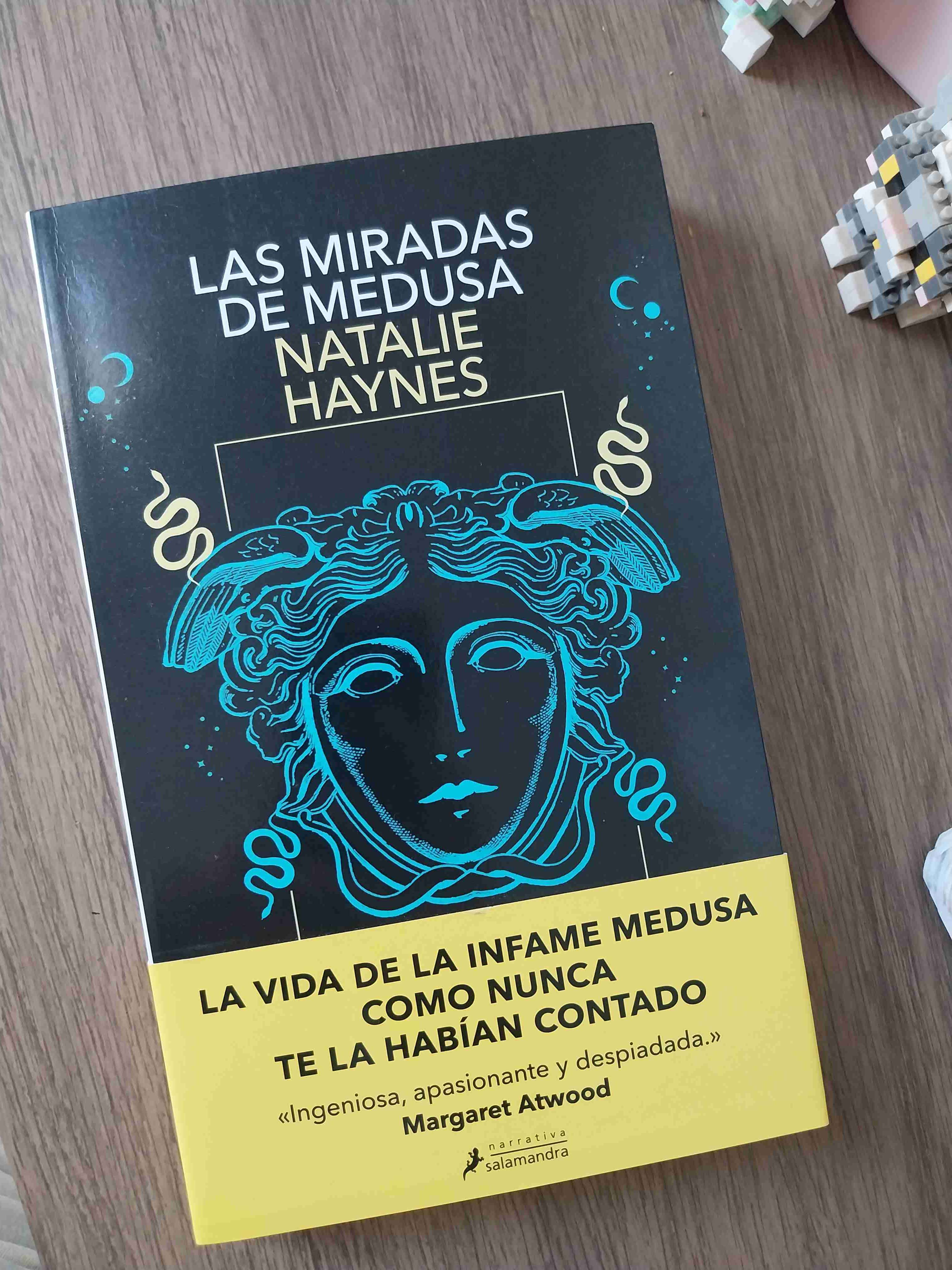 Libro 'Las miradas de Medusa' de Natalie Haynes