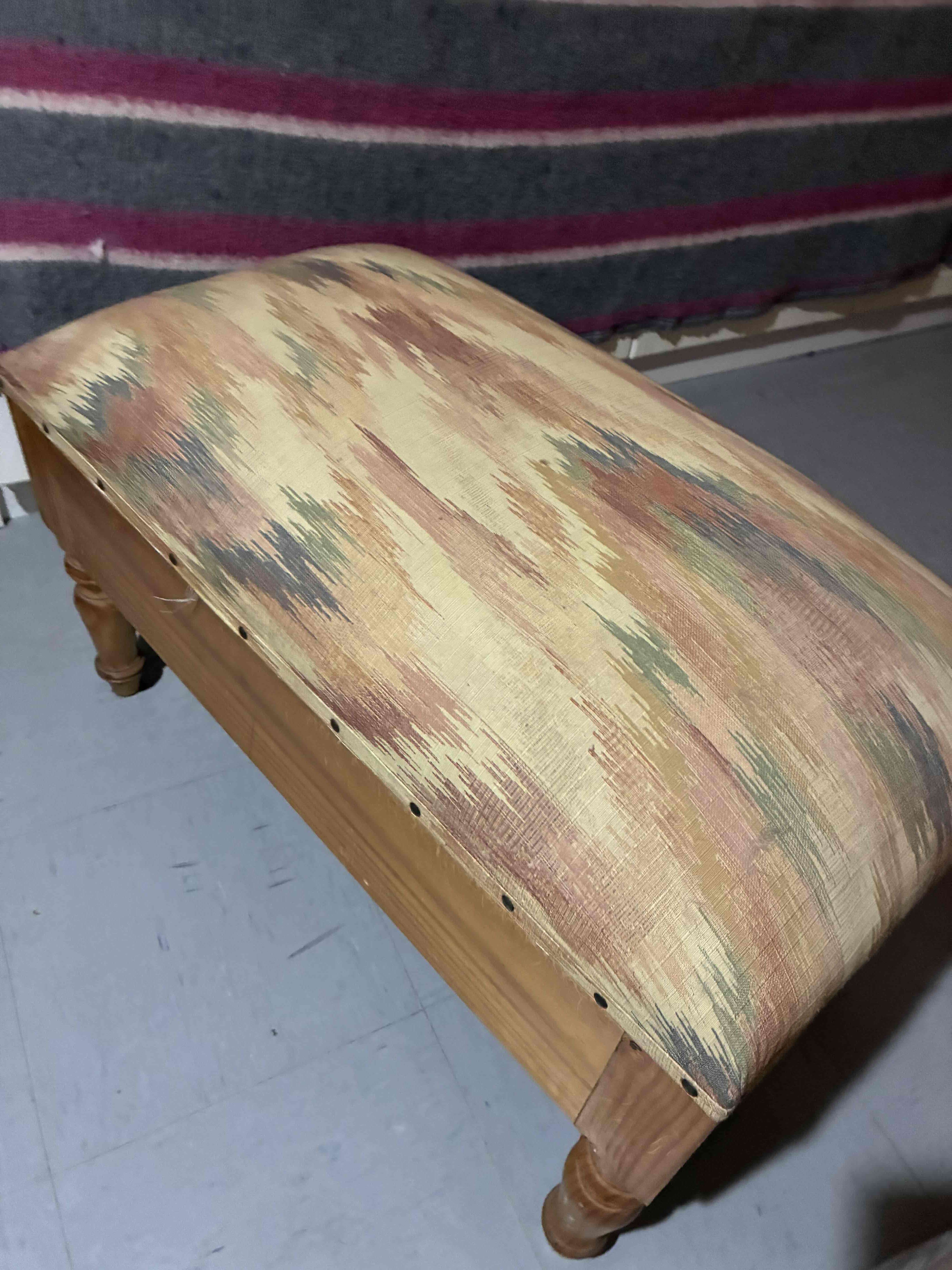 Banqueta tapizada multicolor - miniatura 1