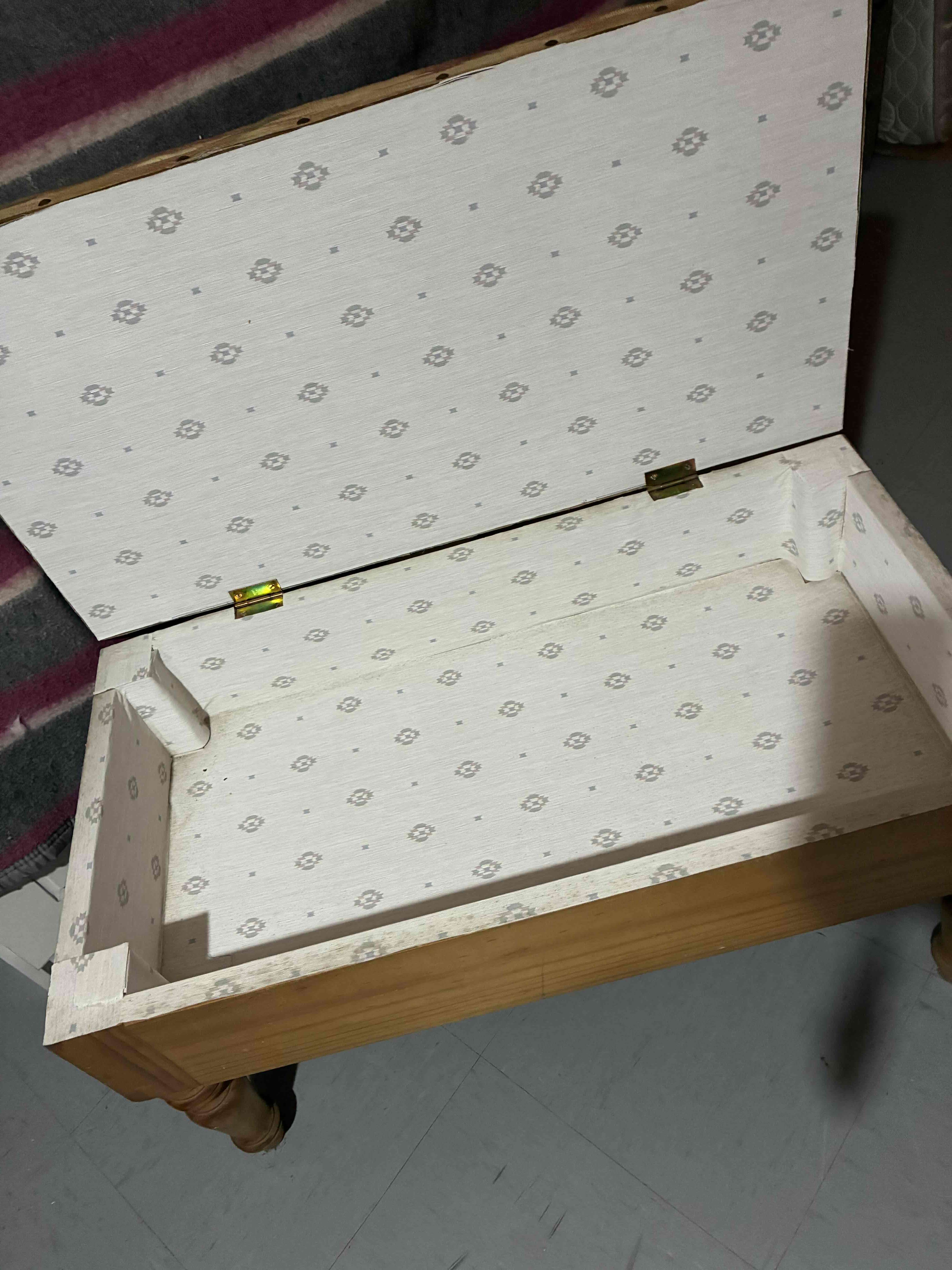 Banqueta tapizada multicolor - miniatura 3