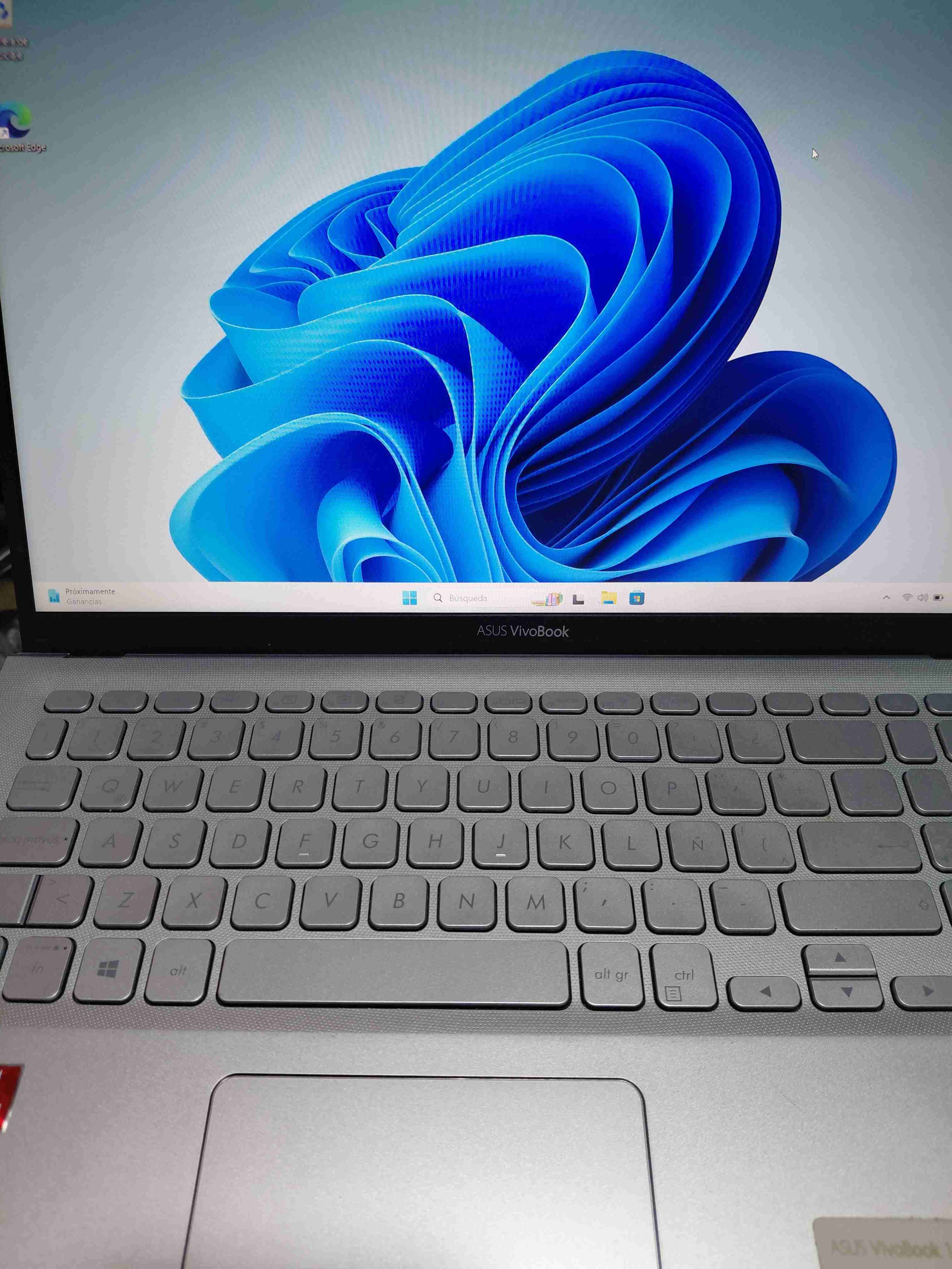 Laptop ASUS VivoBook - miniatura 1