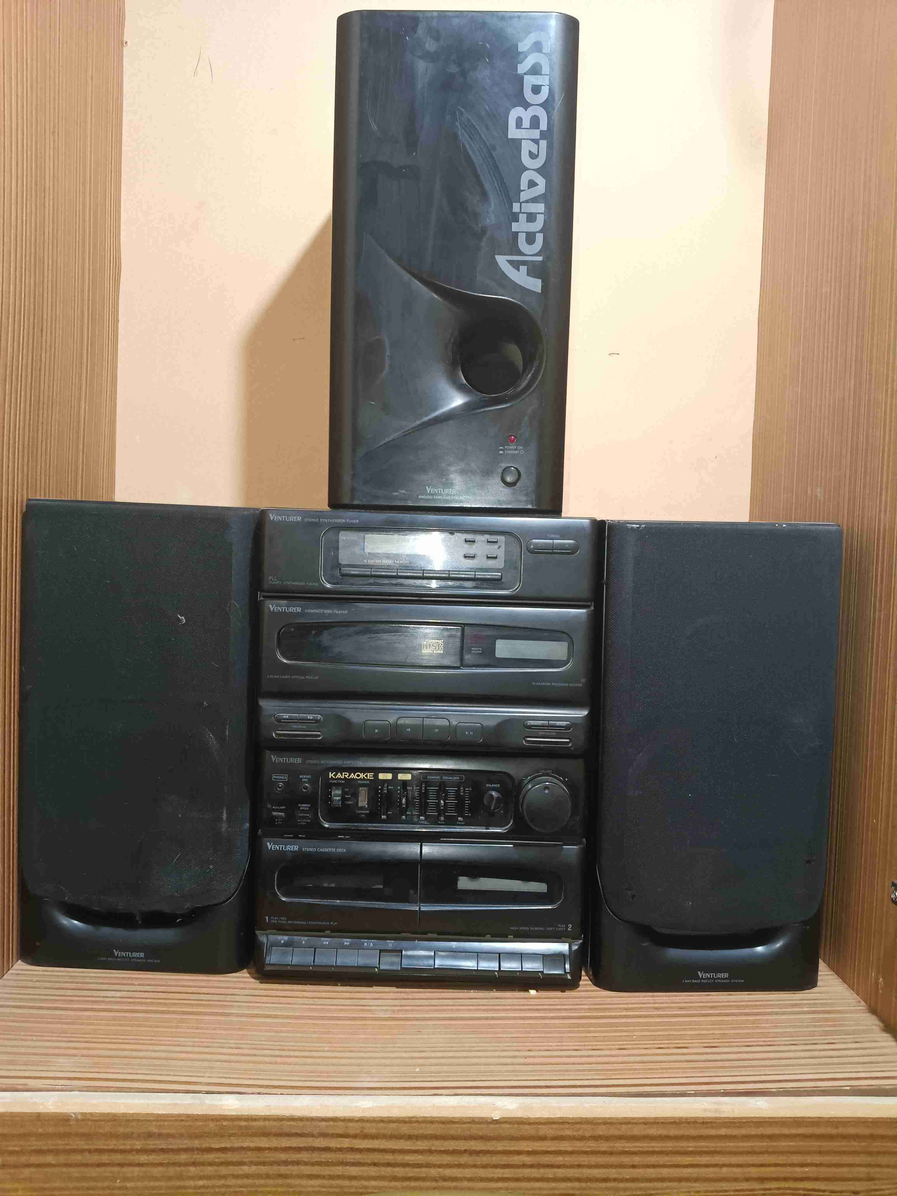Equipo de sonido Venturer con subwoofer - miniatura 1