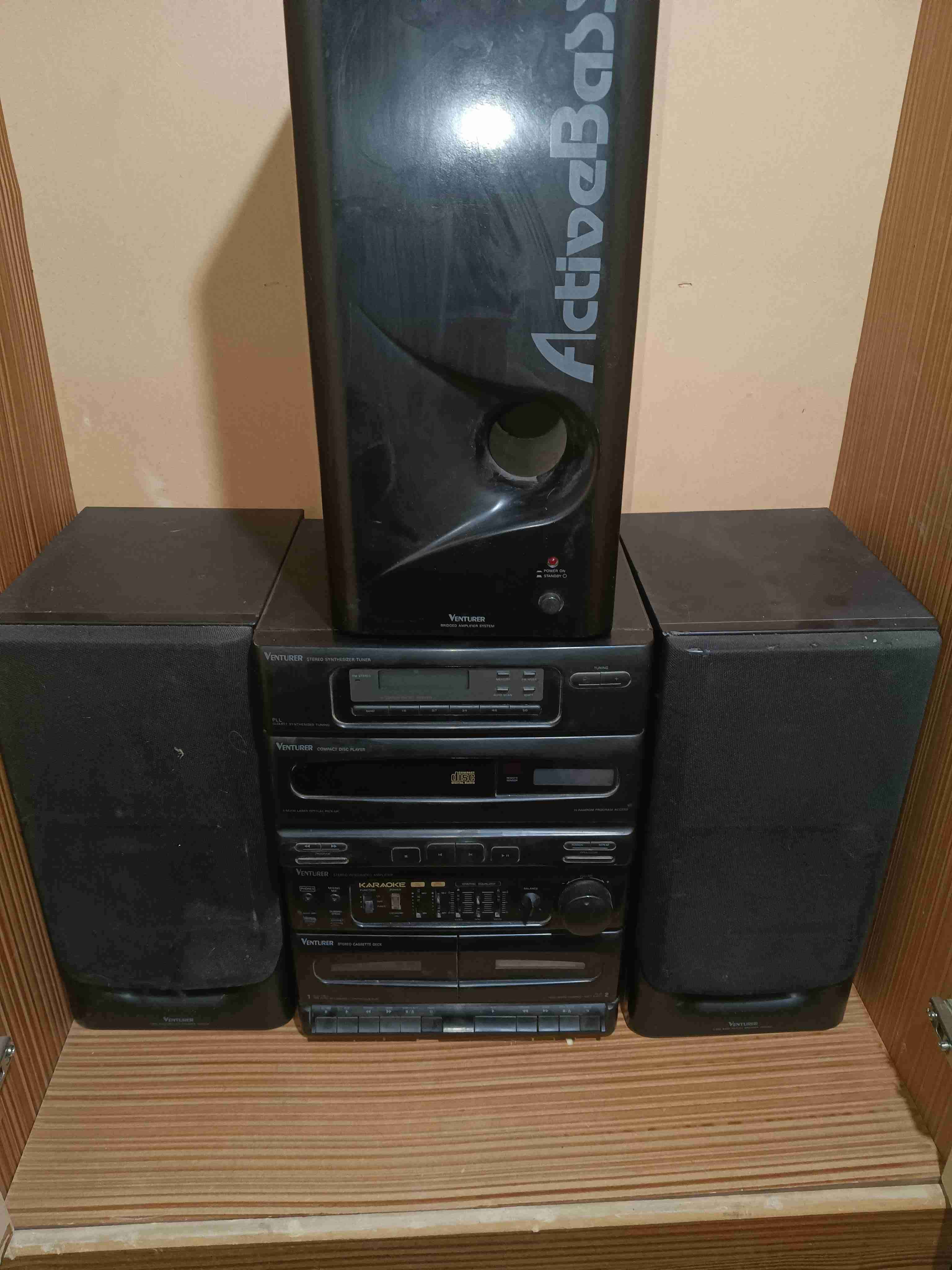 Equipo de sonido Venturer con subwoofer - miniatura 4