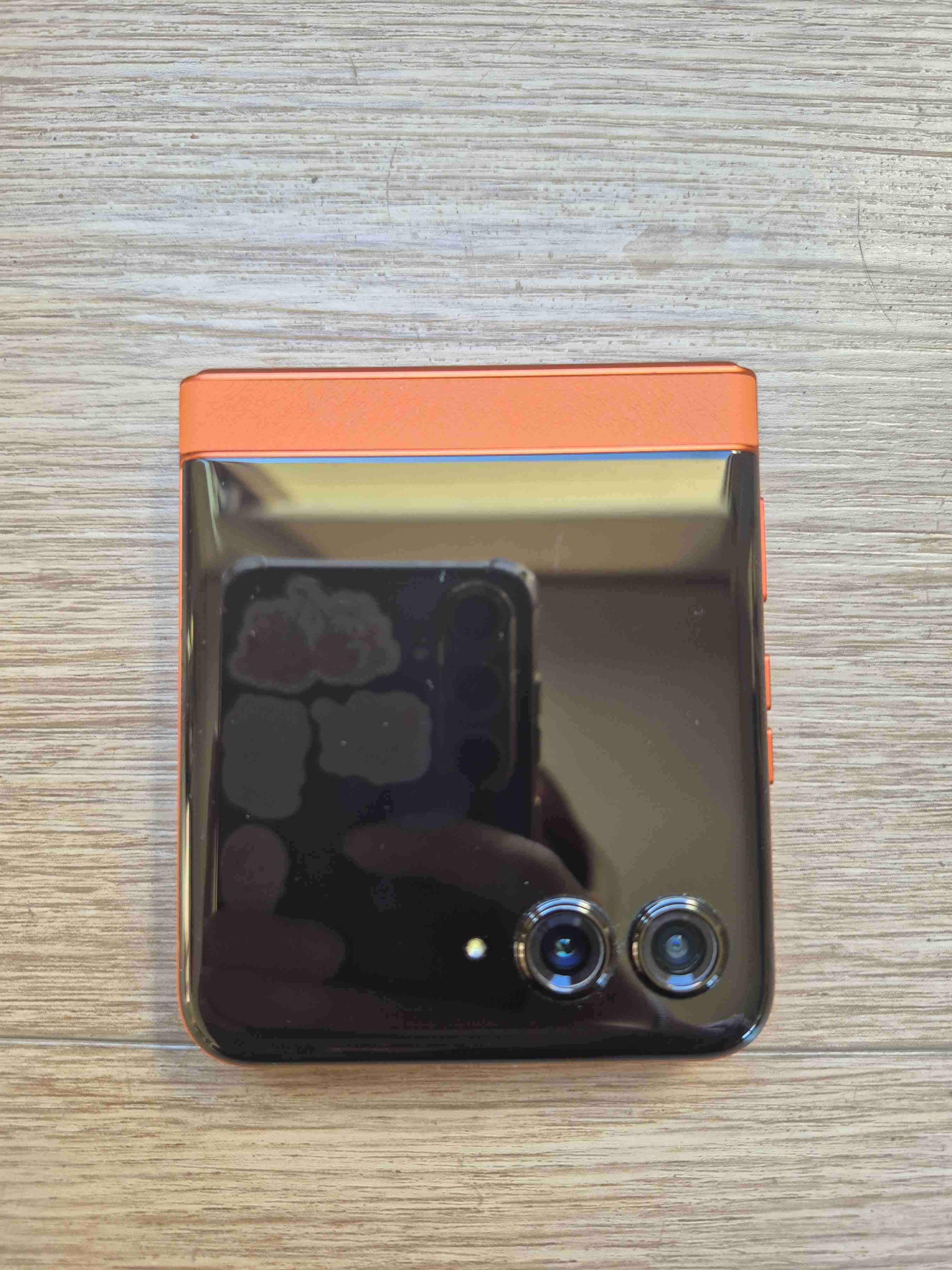 Teléfono plegable motorola - miniatura 1