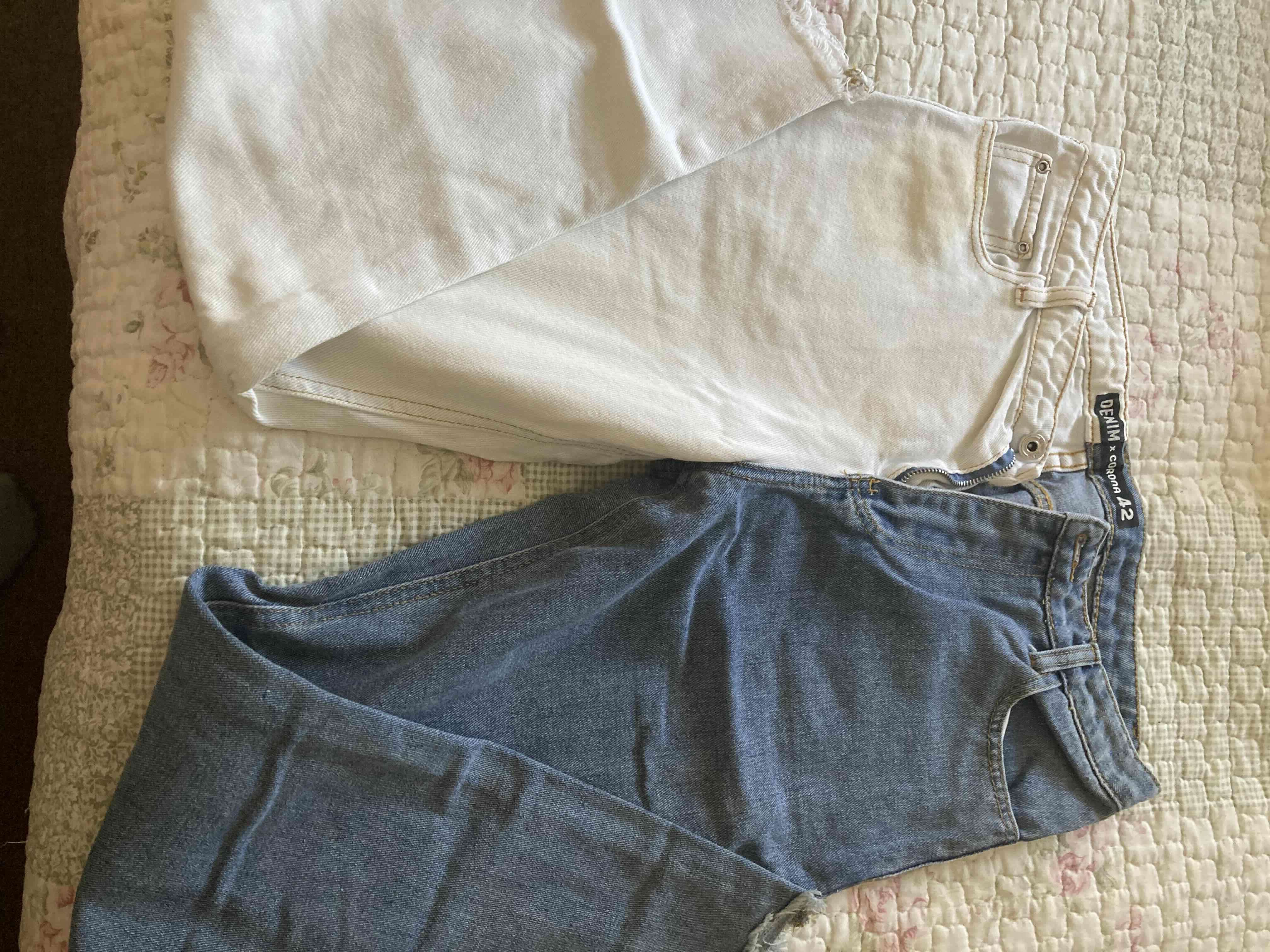 Pantalones de mezclilla bicolor - miniatura 1