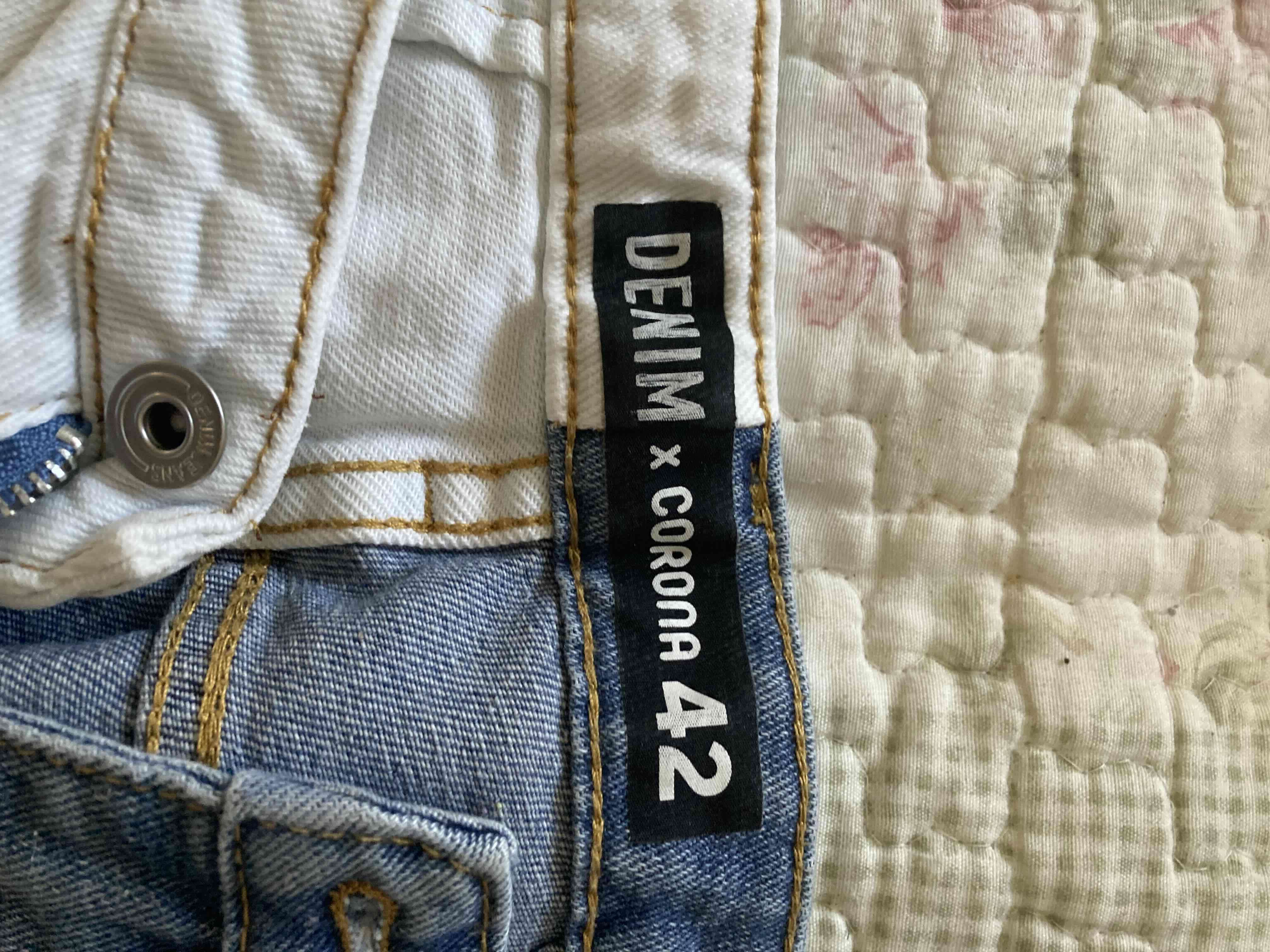 Pantalones de mezclilla bicolor - miniatura 2