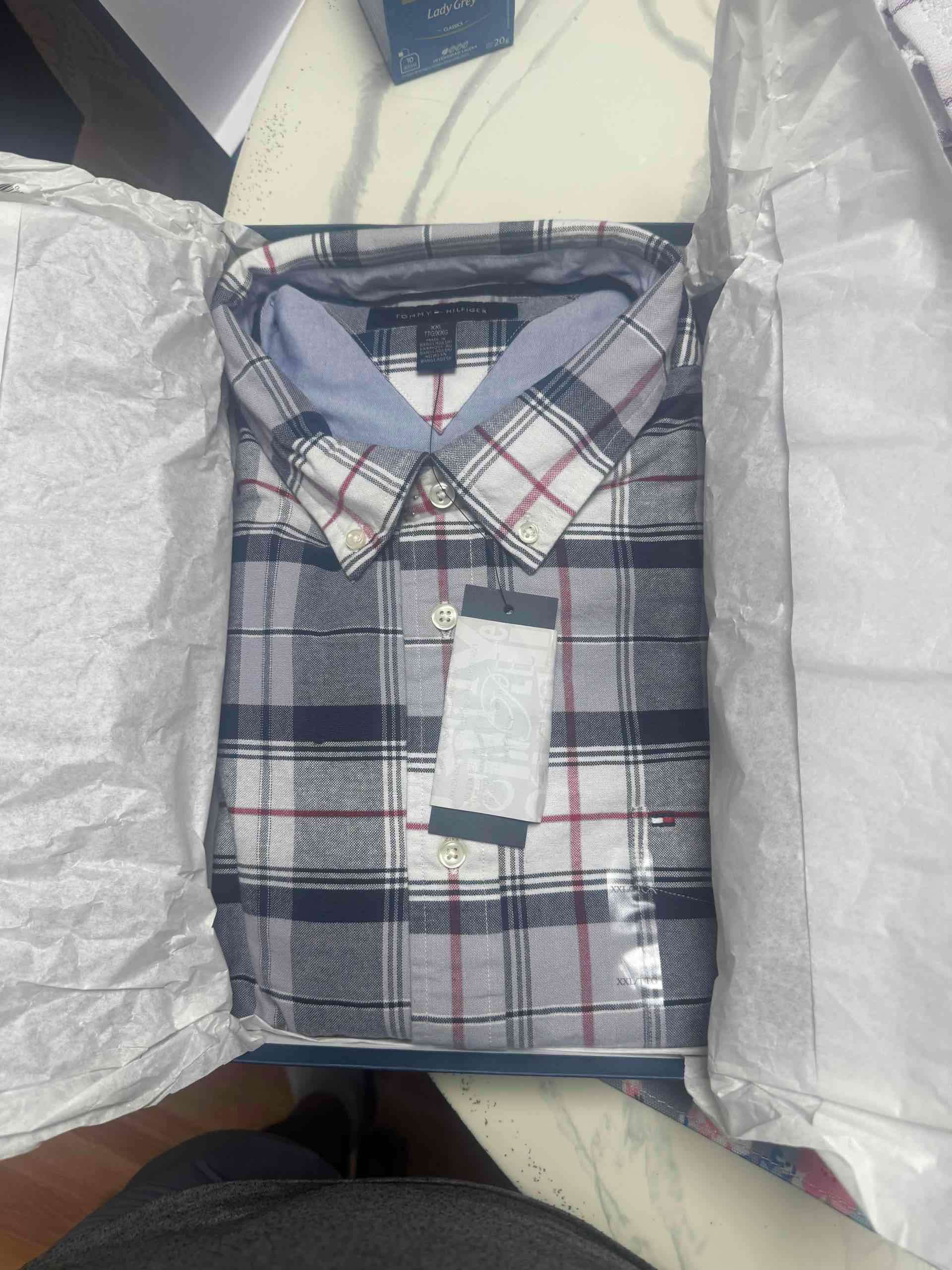 Camisa a cuadros nueva en caja - miniatura 2