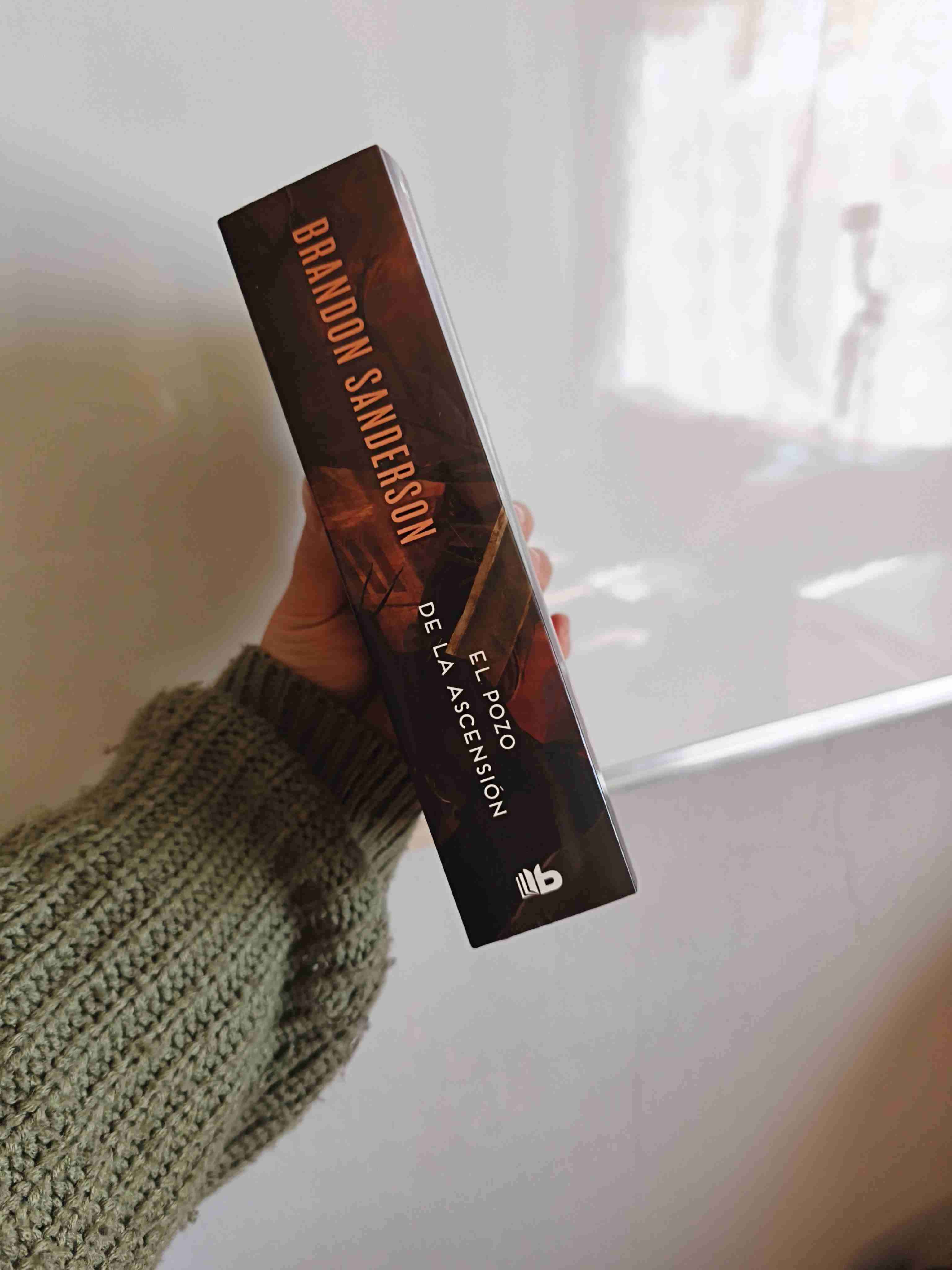 Libro 'El Pozo de la Ascensión' - miniatura 4