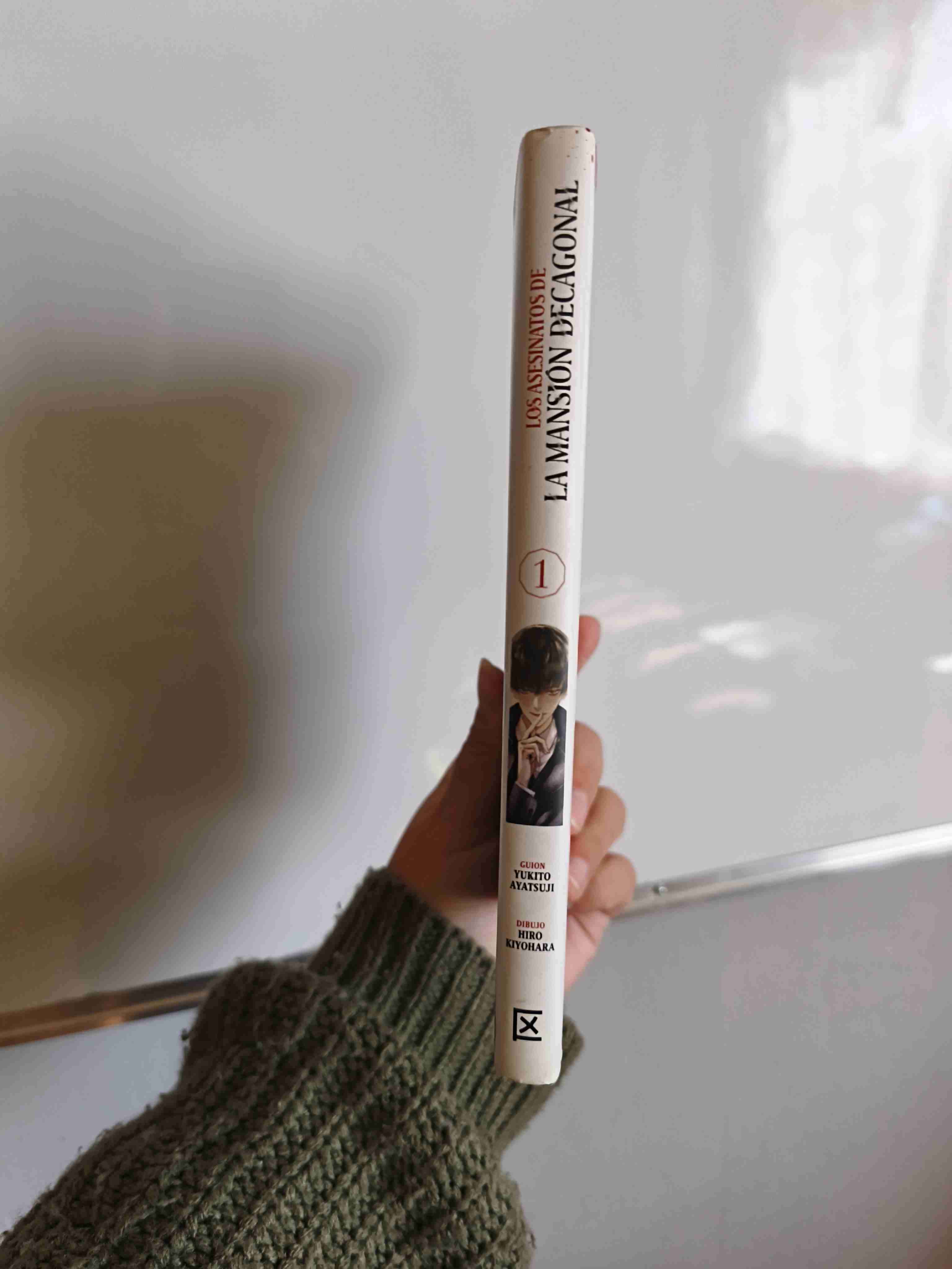 Manga Los asesinatos de la mansión decagonal - miniatura 2