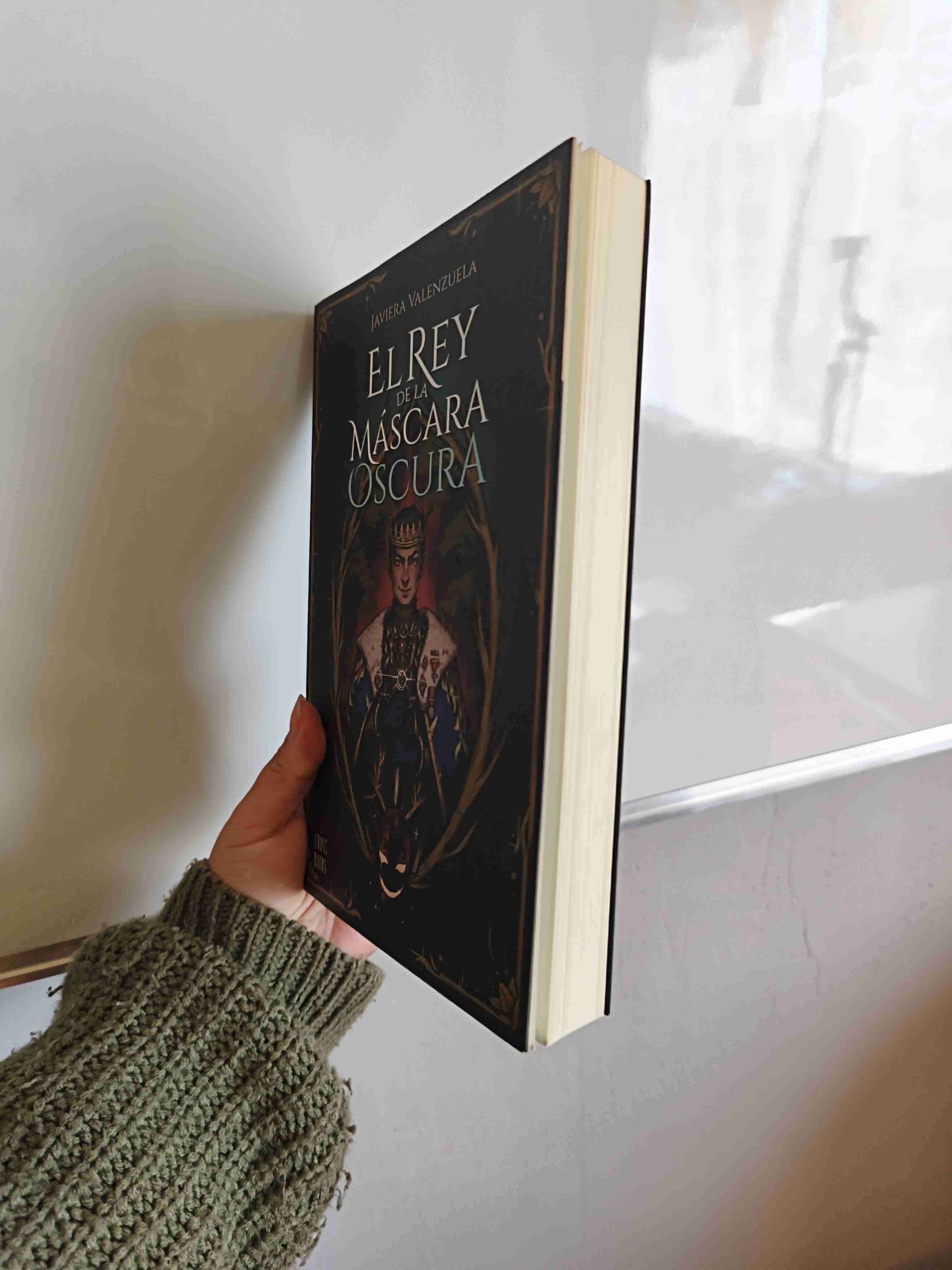 Libro 'El Rey de la Máscara Oscura' - miniatura 2