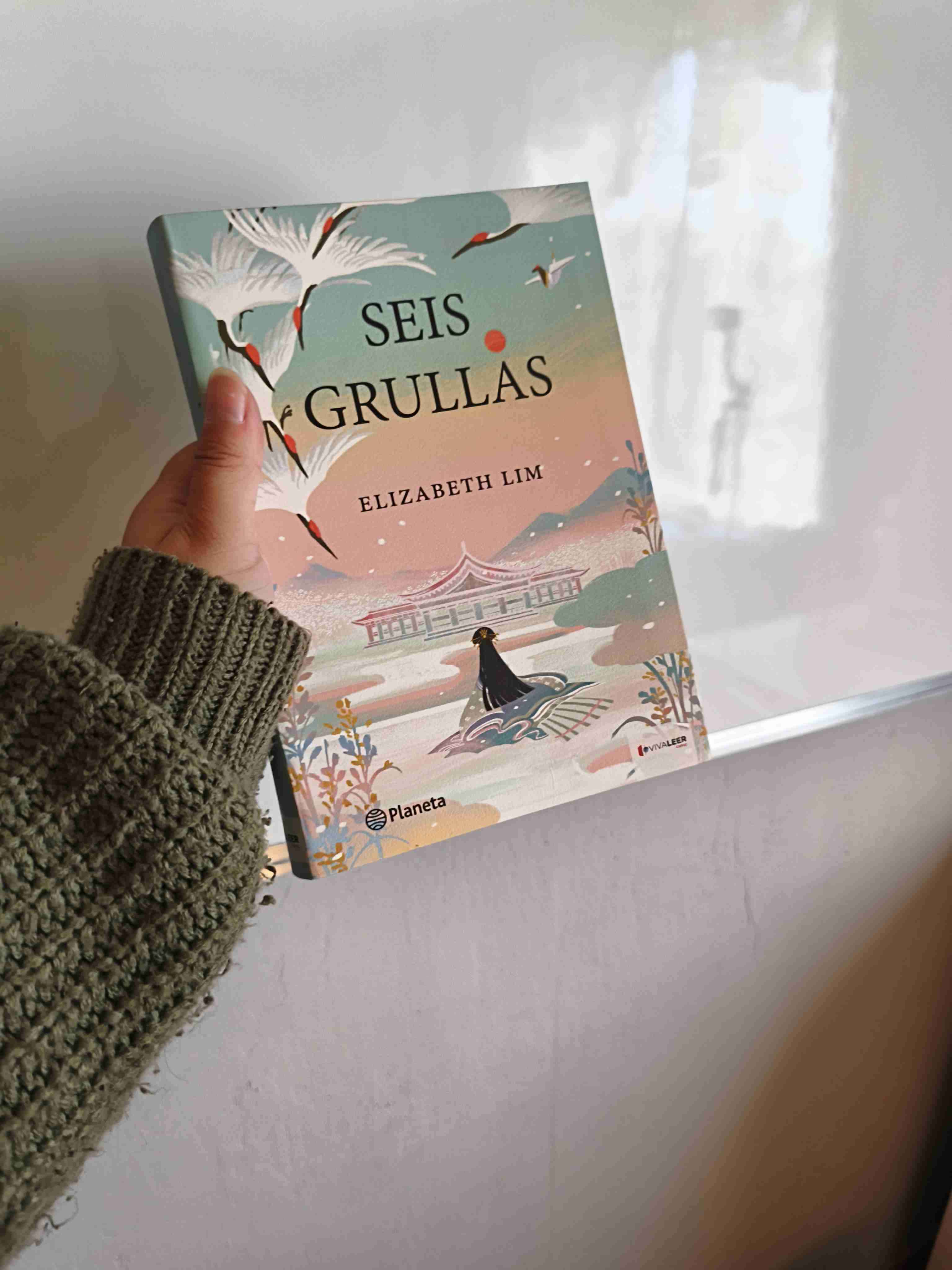 Libro 'Seis Grullas' de Elizabeth Lim - miniatura 1