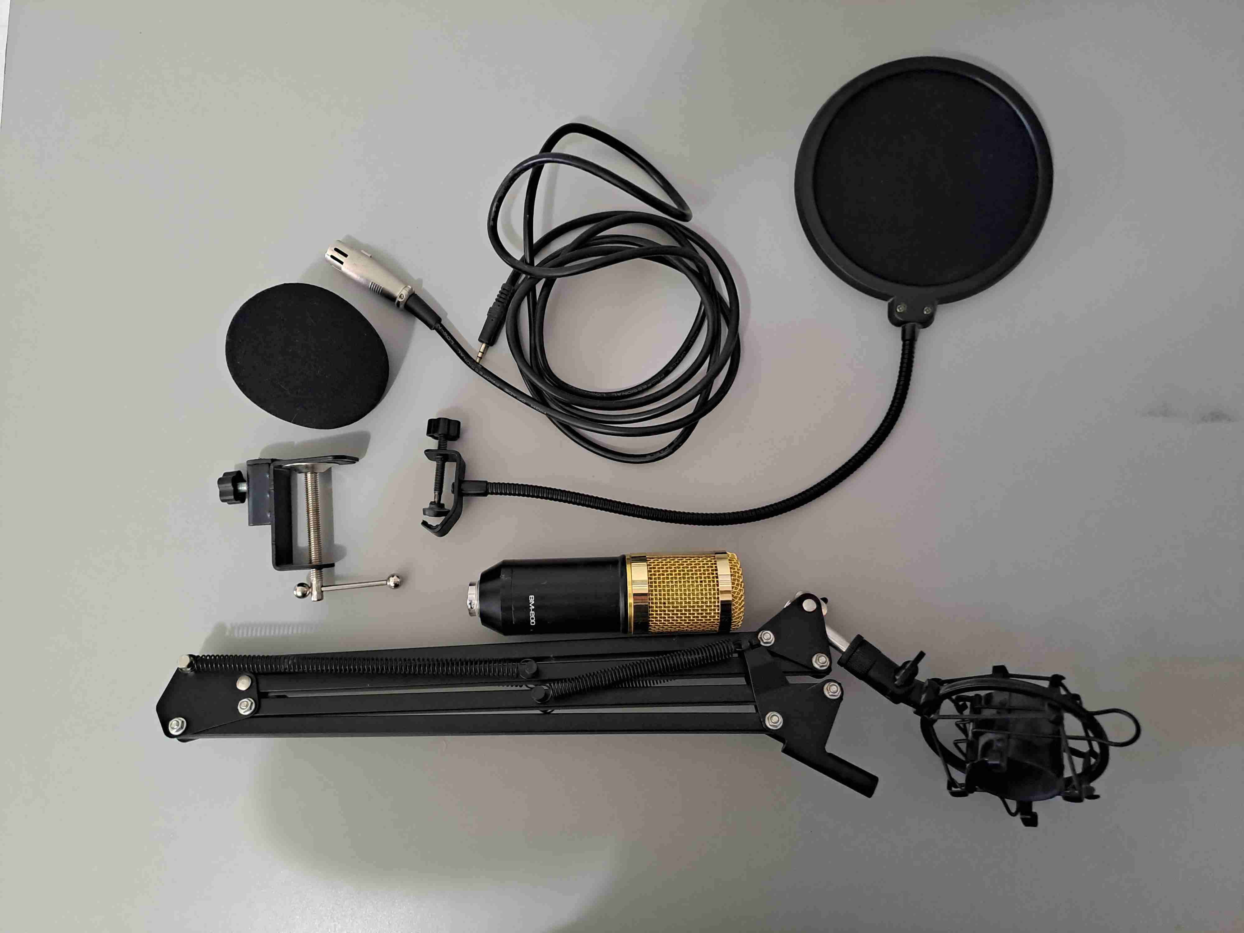 Kit de micrófono con brazo y filtro - miniatura 1
