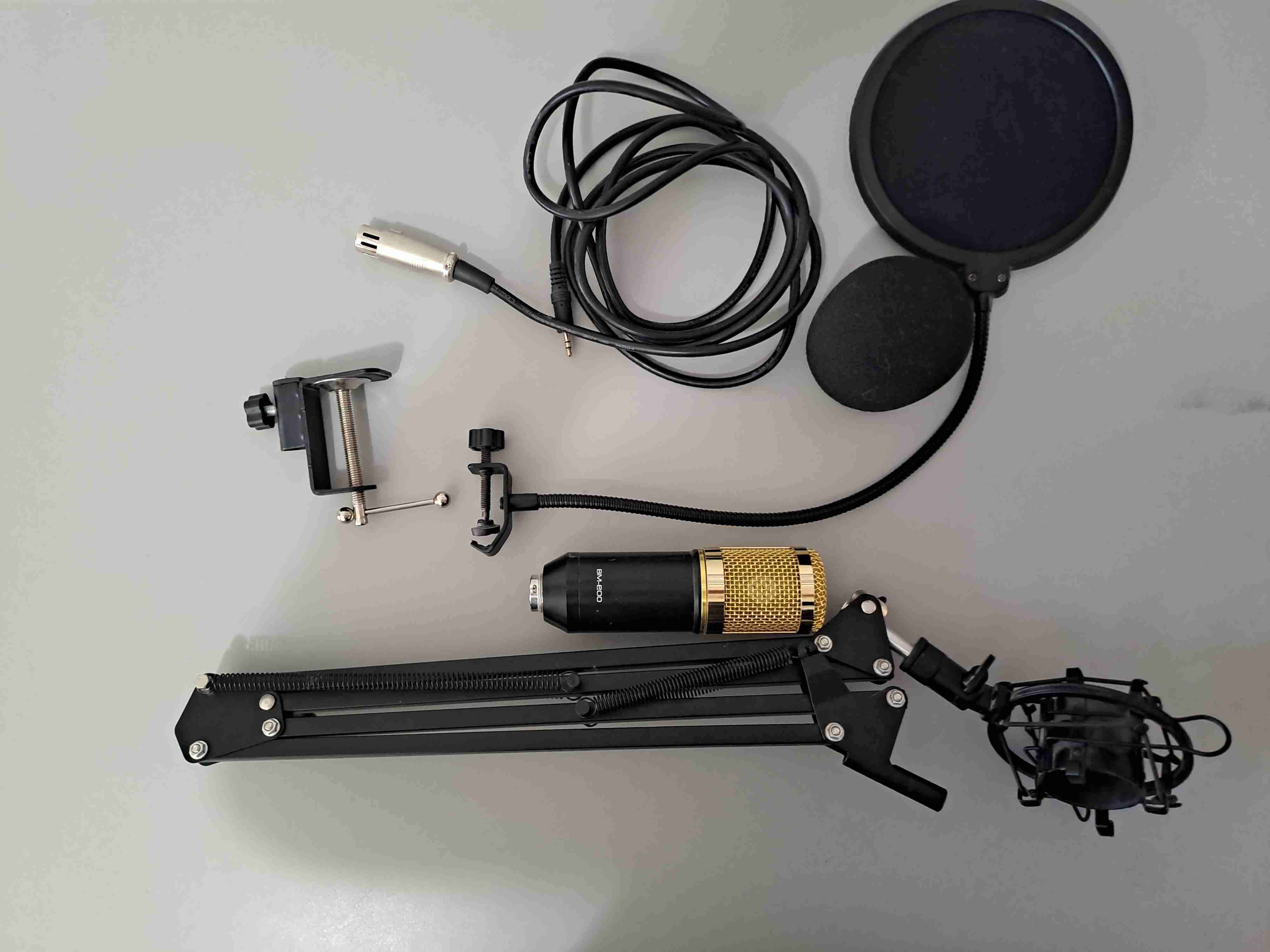 Kit de micrófono con brazo y filtro - miniatura 2